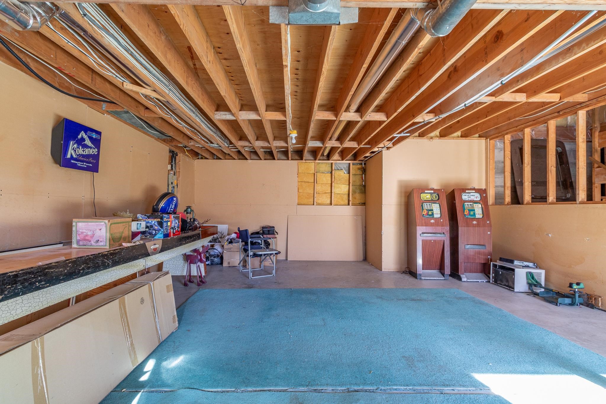 2658 Delahaye Drive, Coquitlam, BC