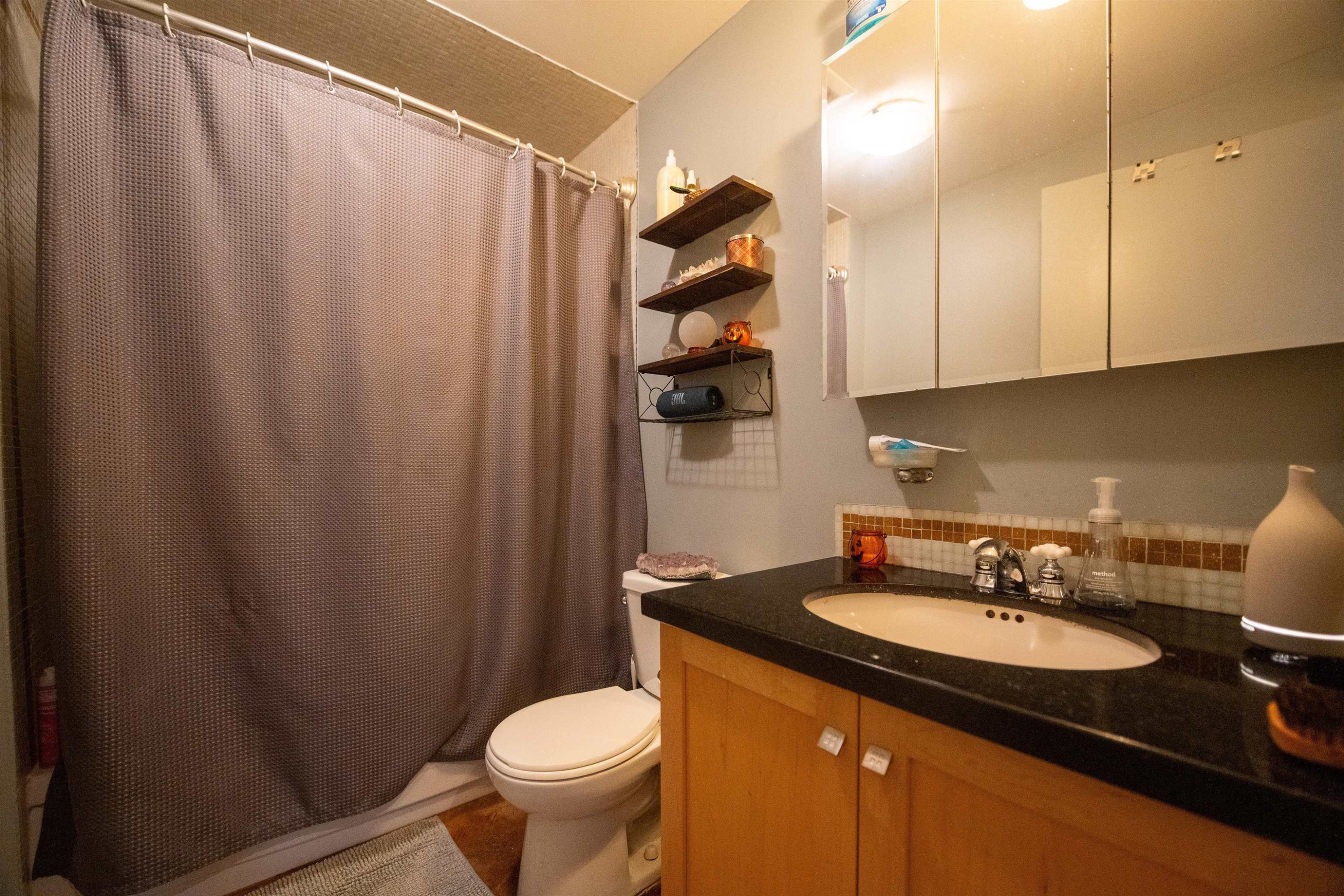 1119 Pendrell Street, Vancouver, BC