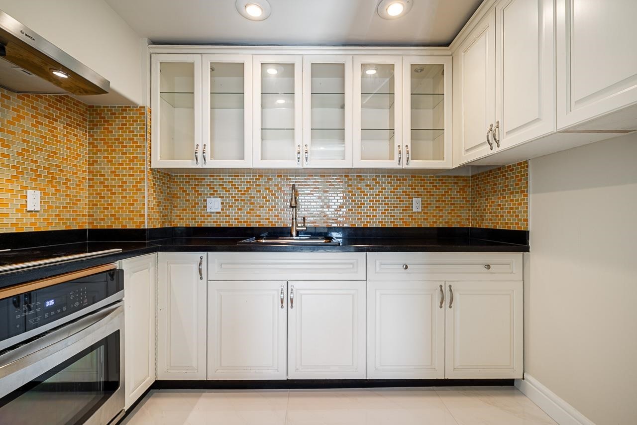 1562 Pinecrest Drive, West Vancouver, BC