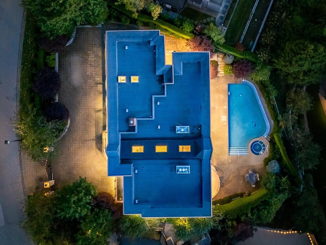 1562 Pinecrest Drive, West Vancouver, BC
