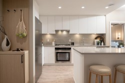 103-625 Cottonwood Avenue  Coquitlam, BC V3J 0S6