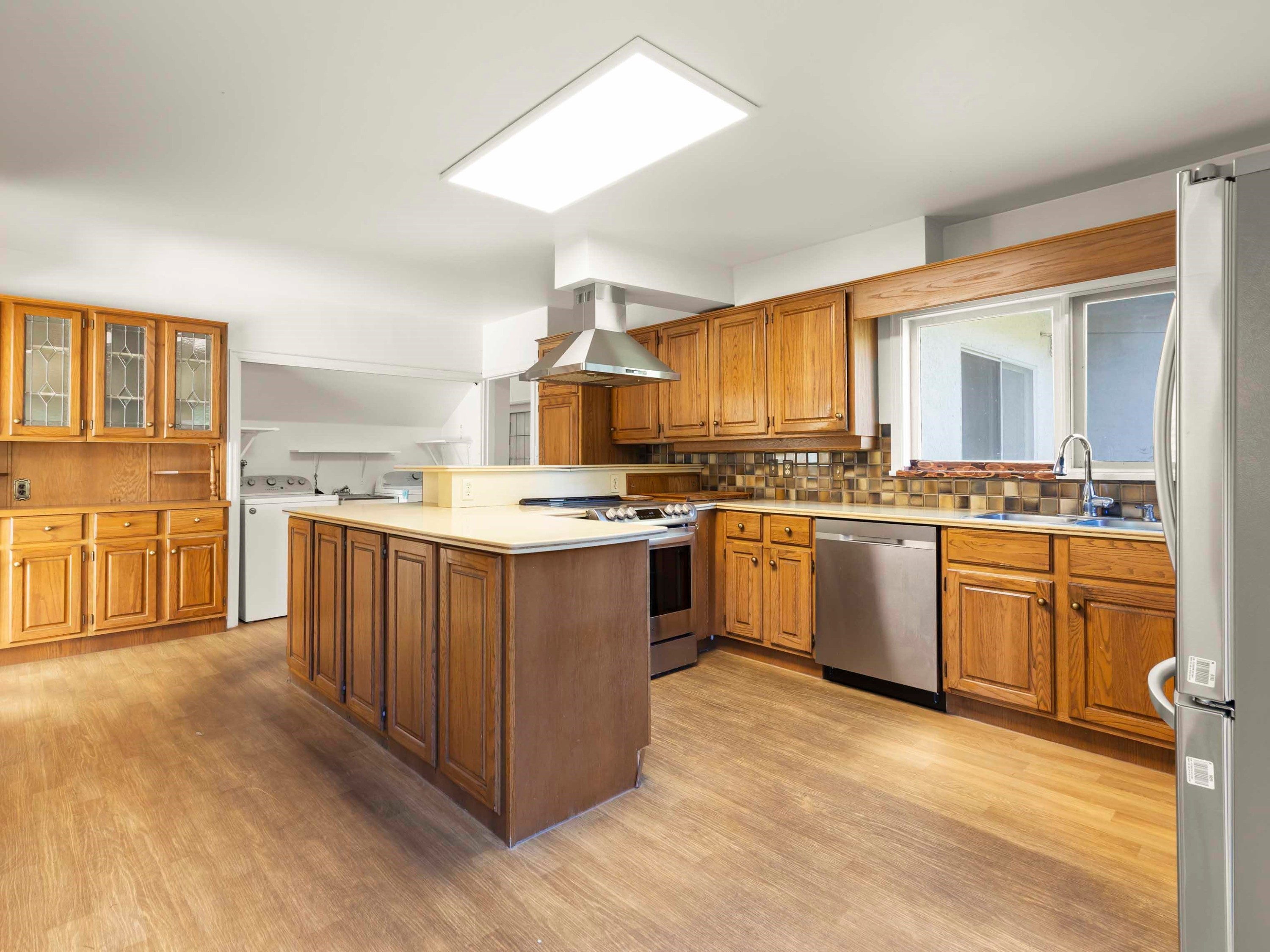 5950 Macdonald Street, Vancouver, BC