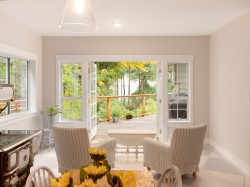 1245 Miller Road Bowen Island, BC V0N 1G1