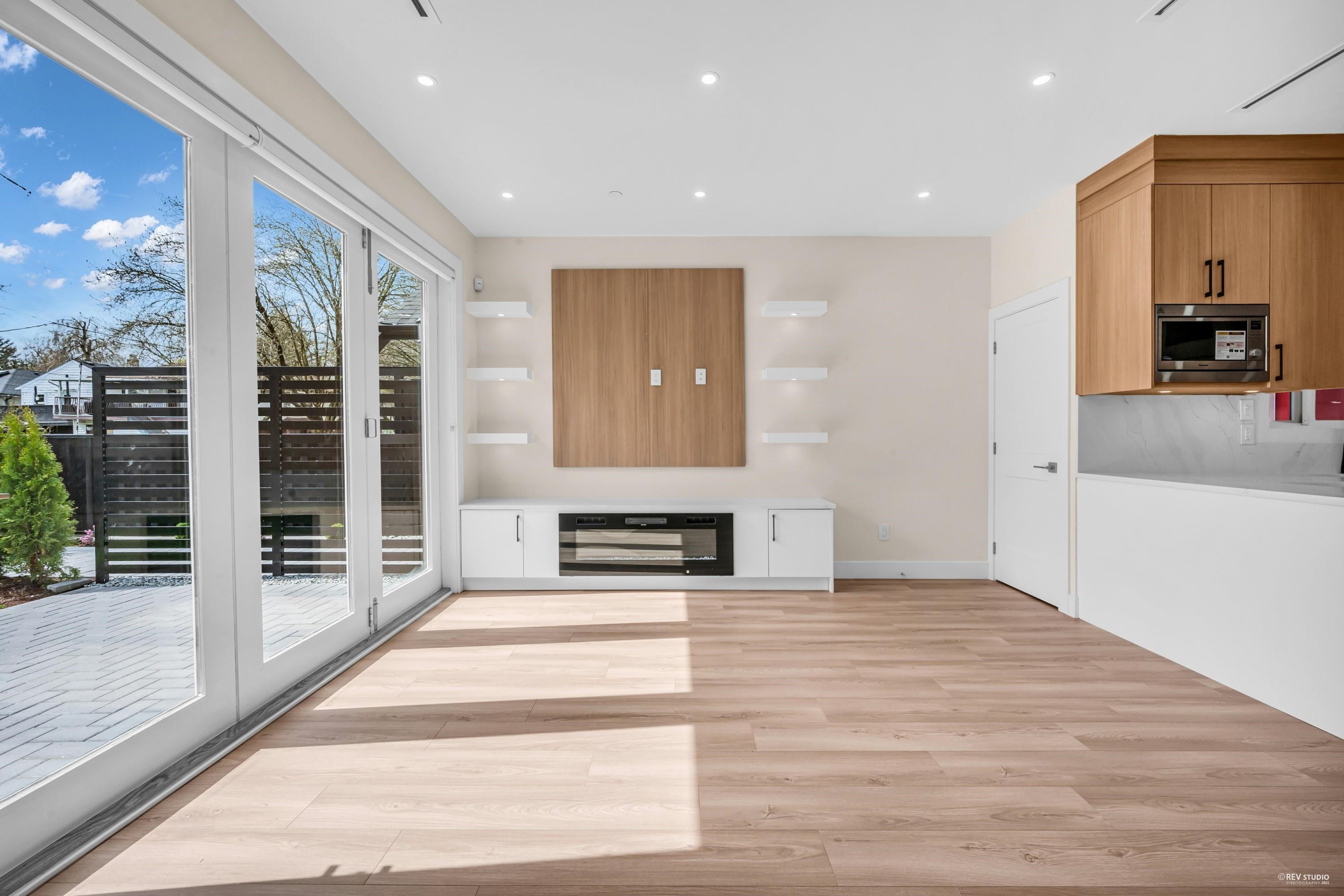 2371 Adanac Street, Vancouver, BC