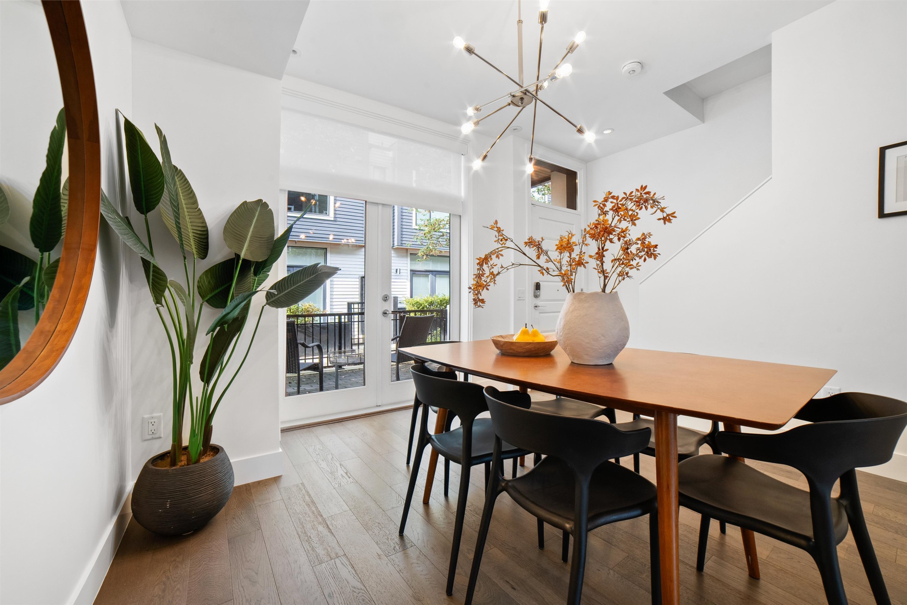 7458 Granville Street, Vancouver, BC