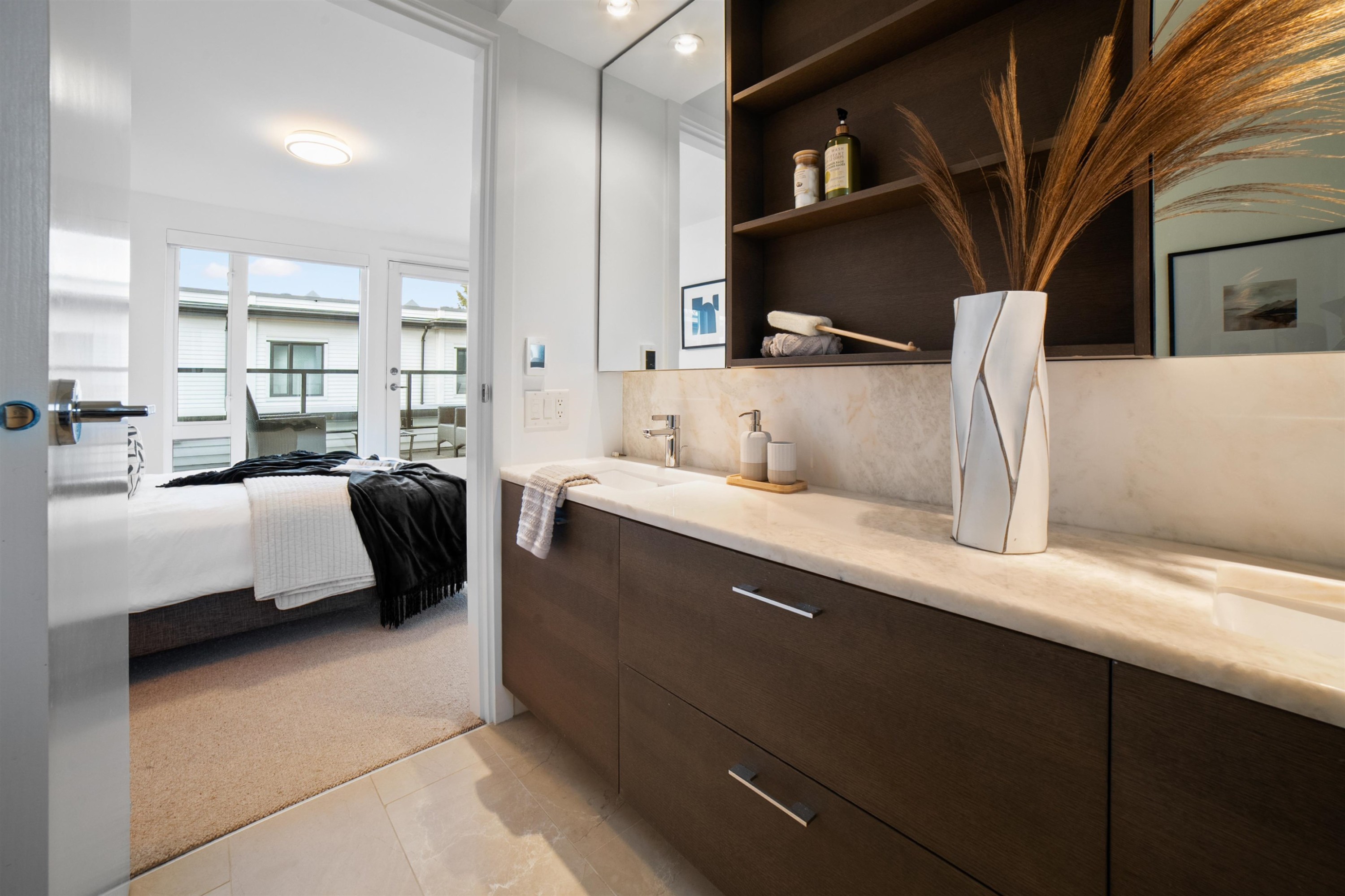 7458 Granville Street, Vancouver, BC