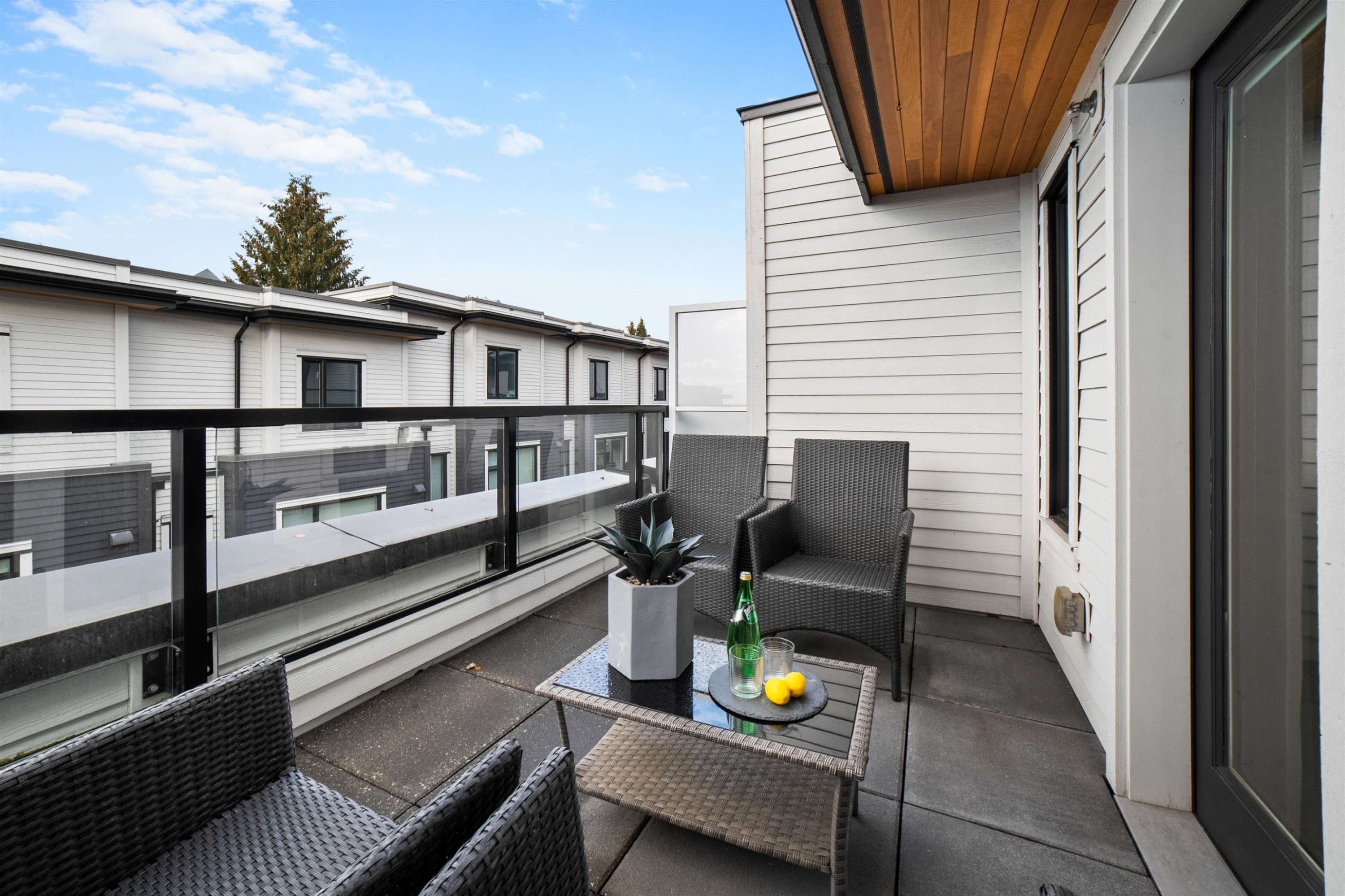 7458 Granville Street, Vancouver, BC