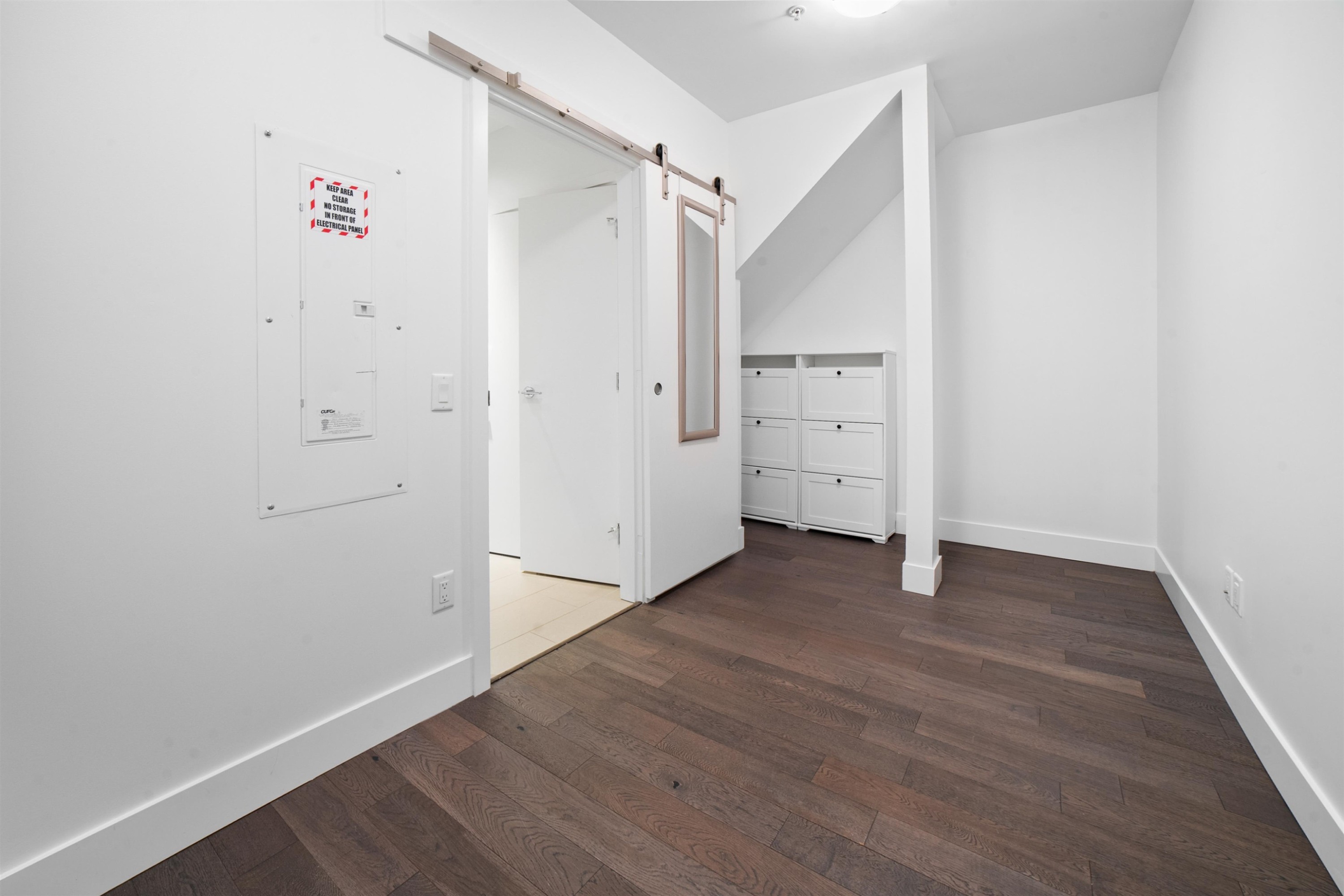 7458 Granville Street, Vancouver, BC