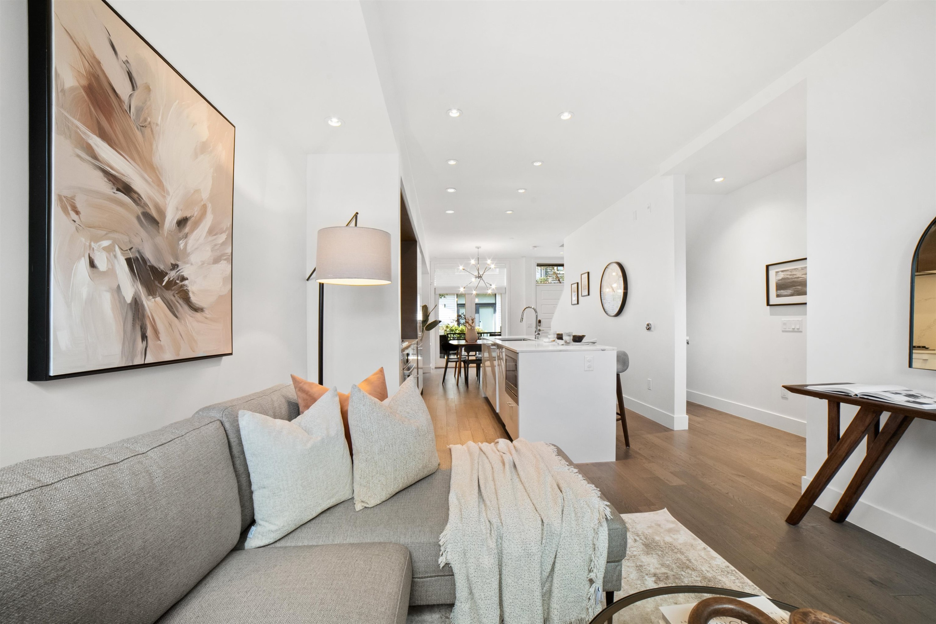 7458 Granville Street, Vancouver, BC