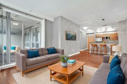 413-801 Klahanie Drive Port Moody, BC V3H 5K4