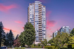 702-5885 Olive Avenue Burnaby, BC V5H 4N8