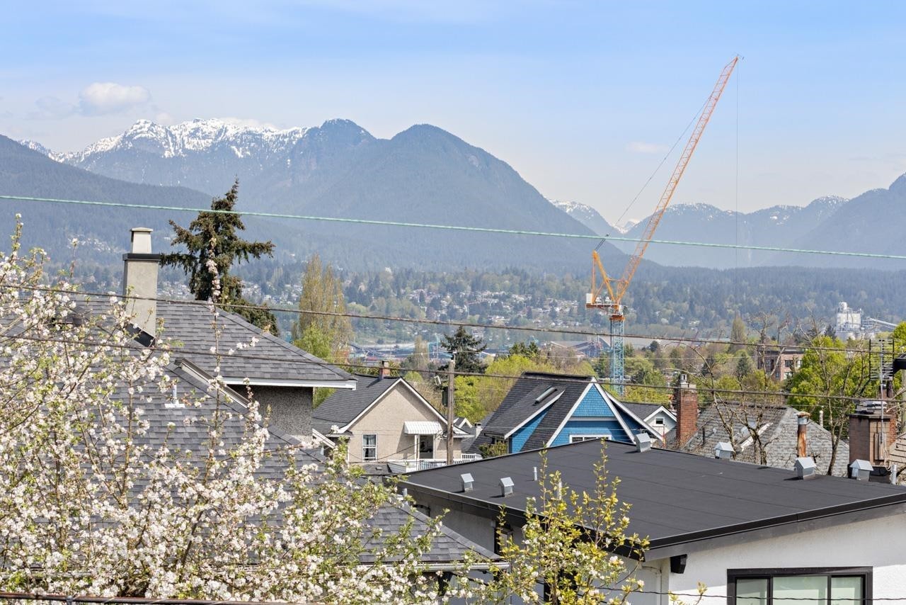 1923 Parker Street, Vancouver, BC
