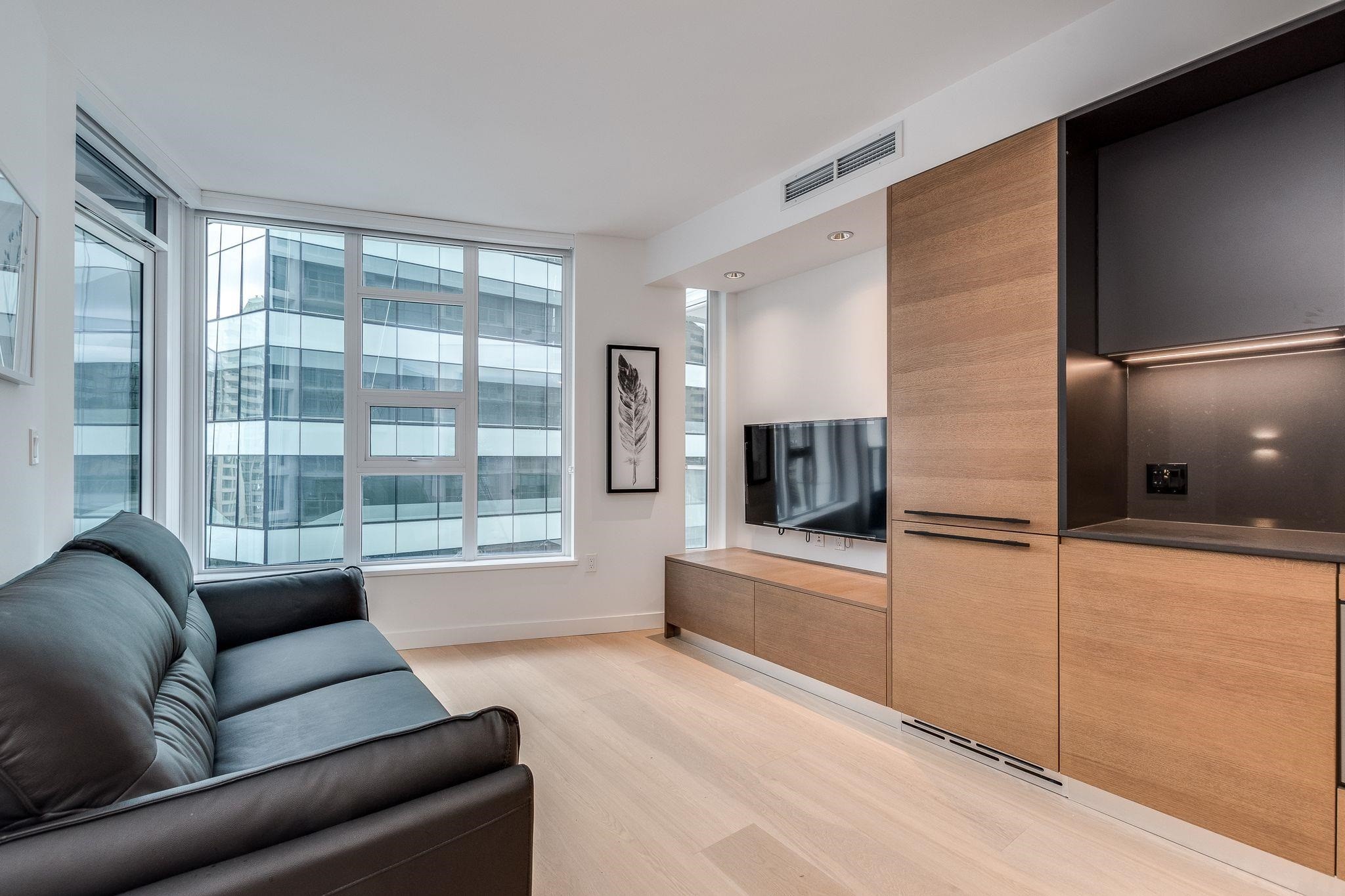 1102-1289 Hornby Street, Vancouver, BC