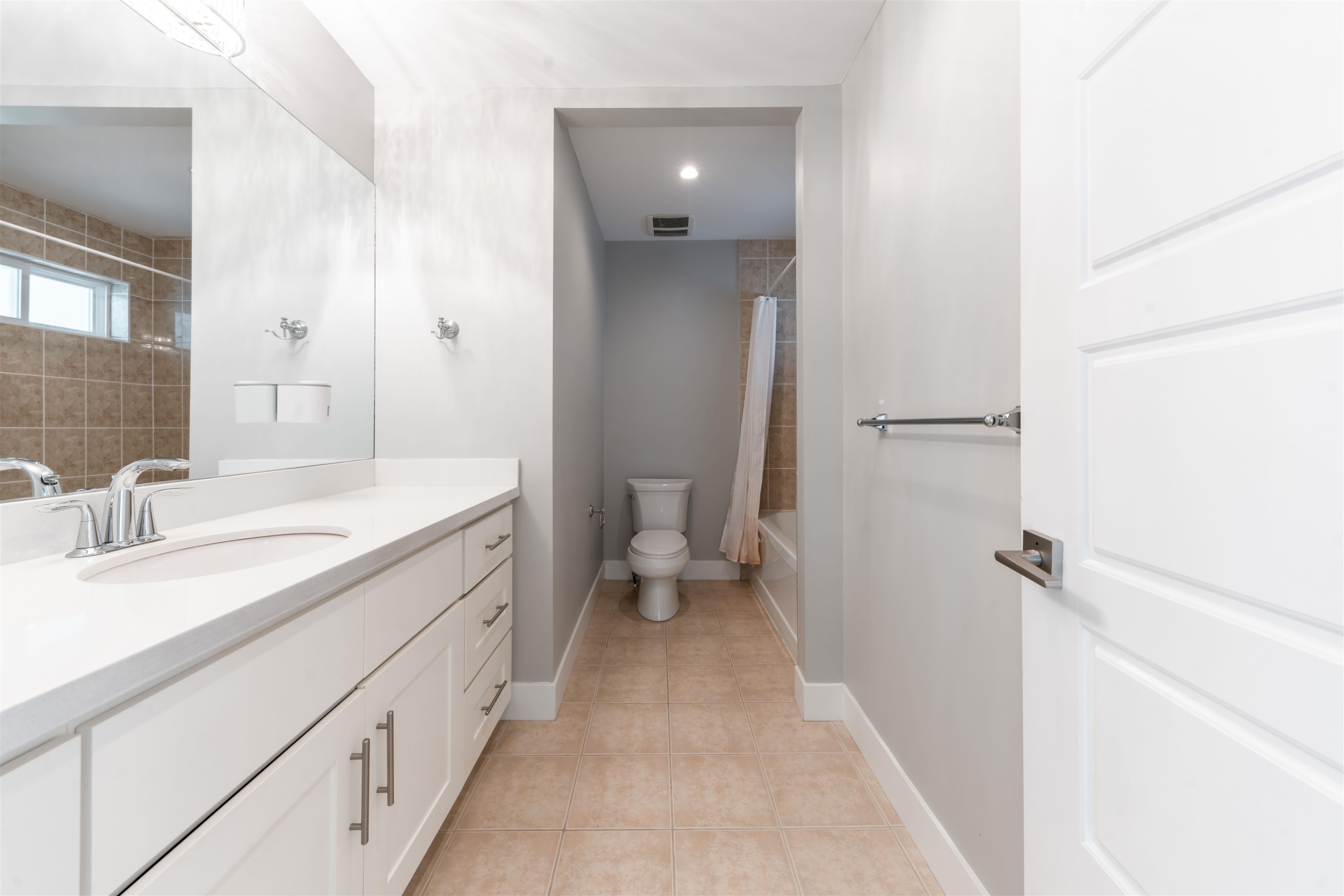 559 Bosworth Street, Coquitlam, BC