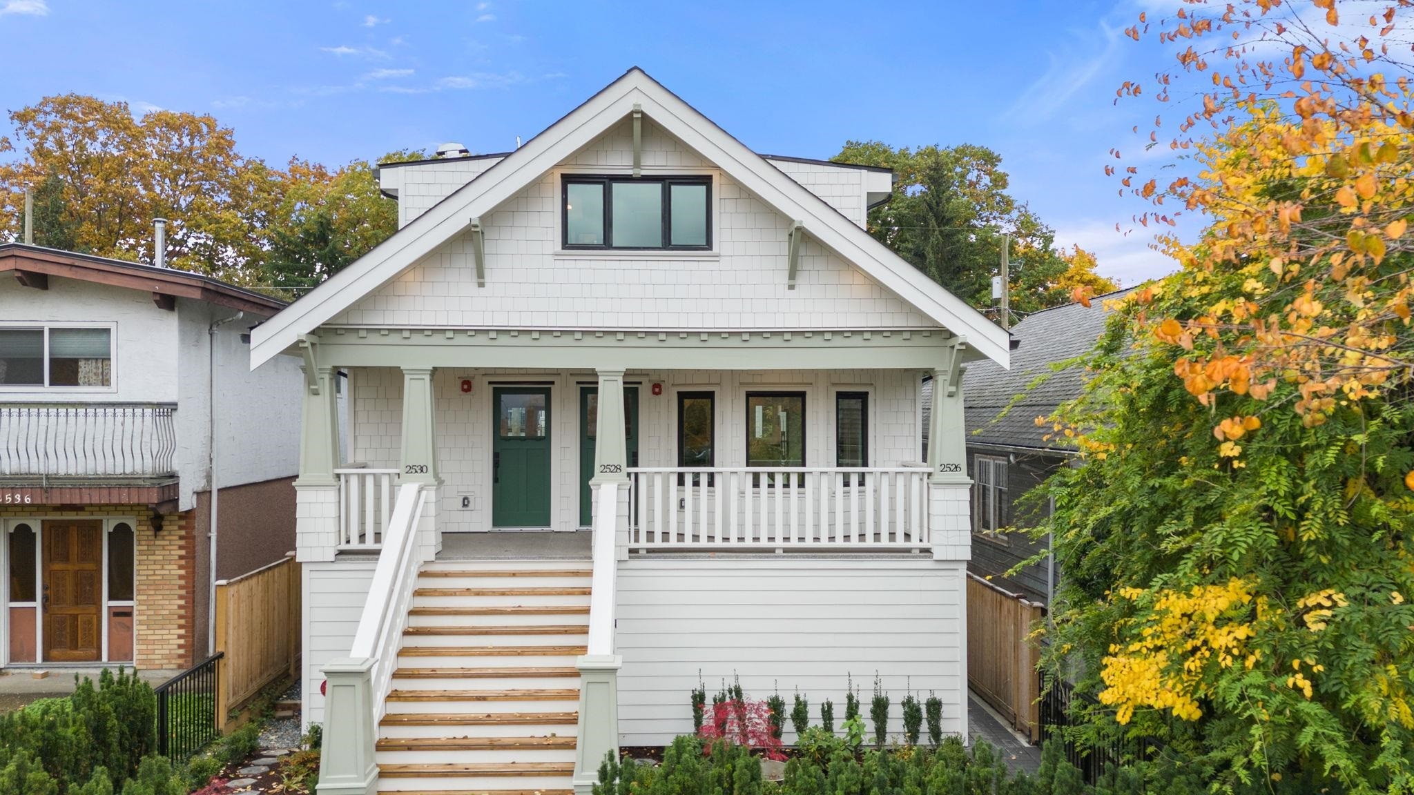 2530 Mcgill Street, Vancouver, BC