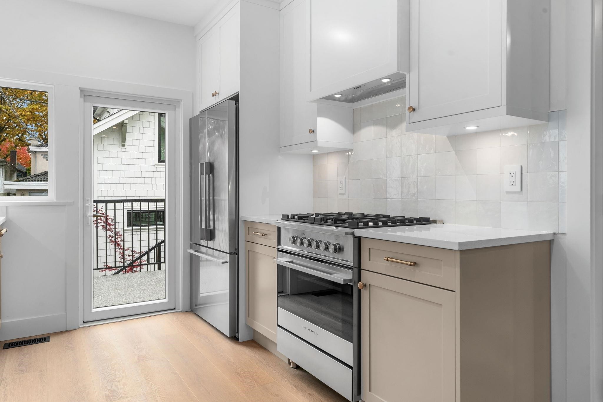 2530 Mcgill Street, Vancouver, BC