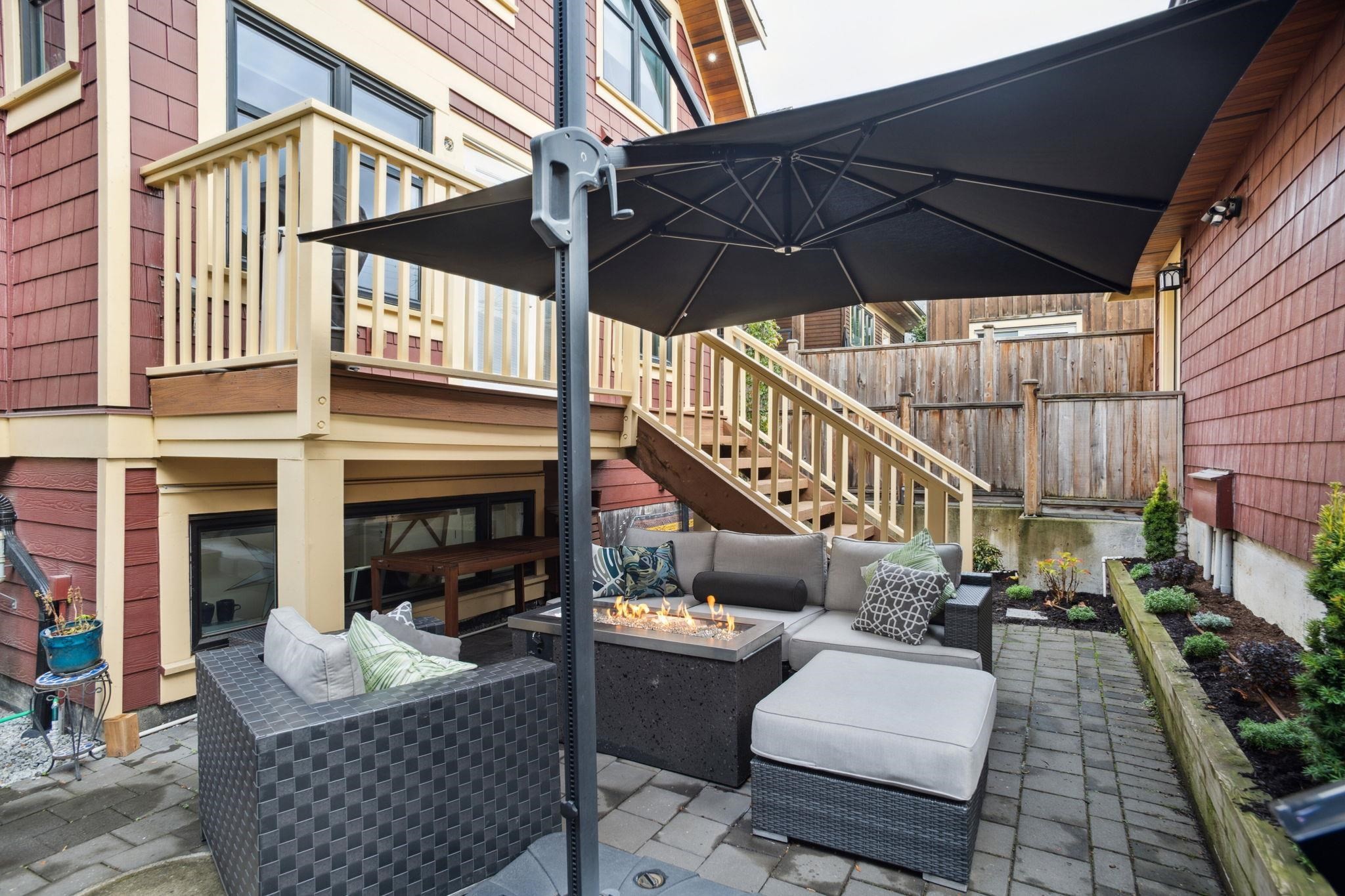 764 14Th Avenue E, Vancouver, BC