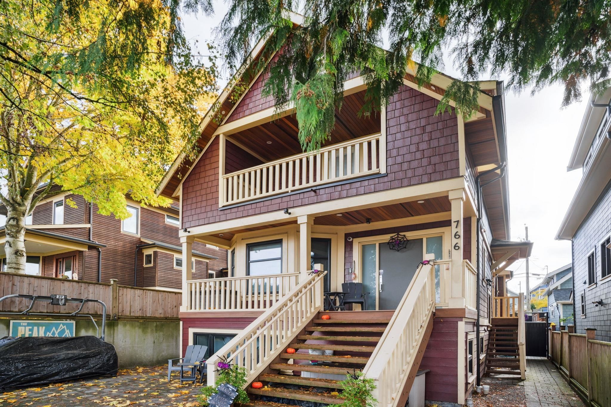 764 14Th Avenue E, Vancouver, BC