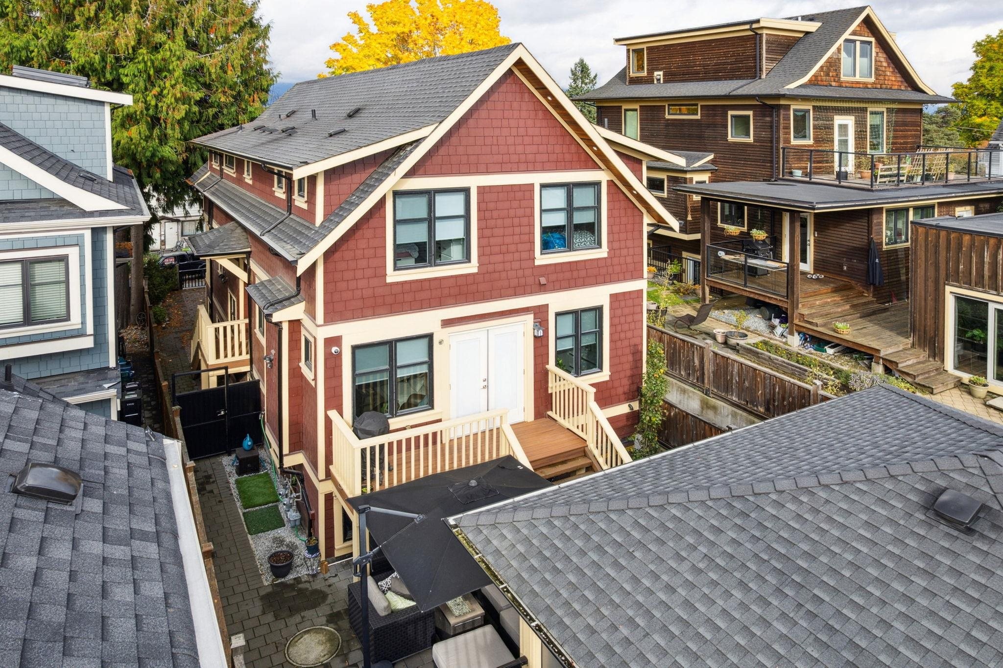 764 14Th Avenue E, Vancouver, BC