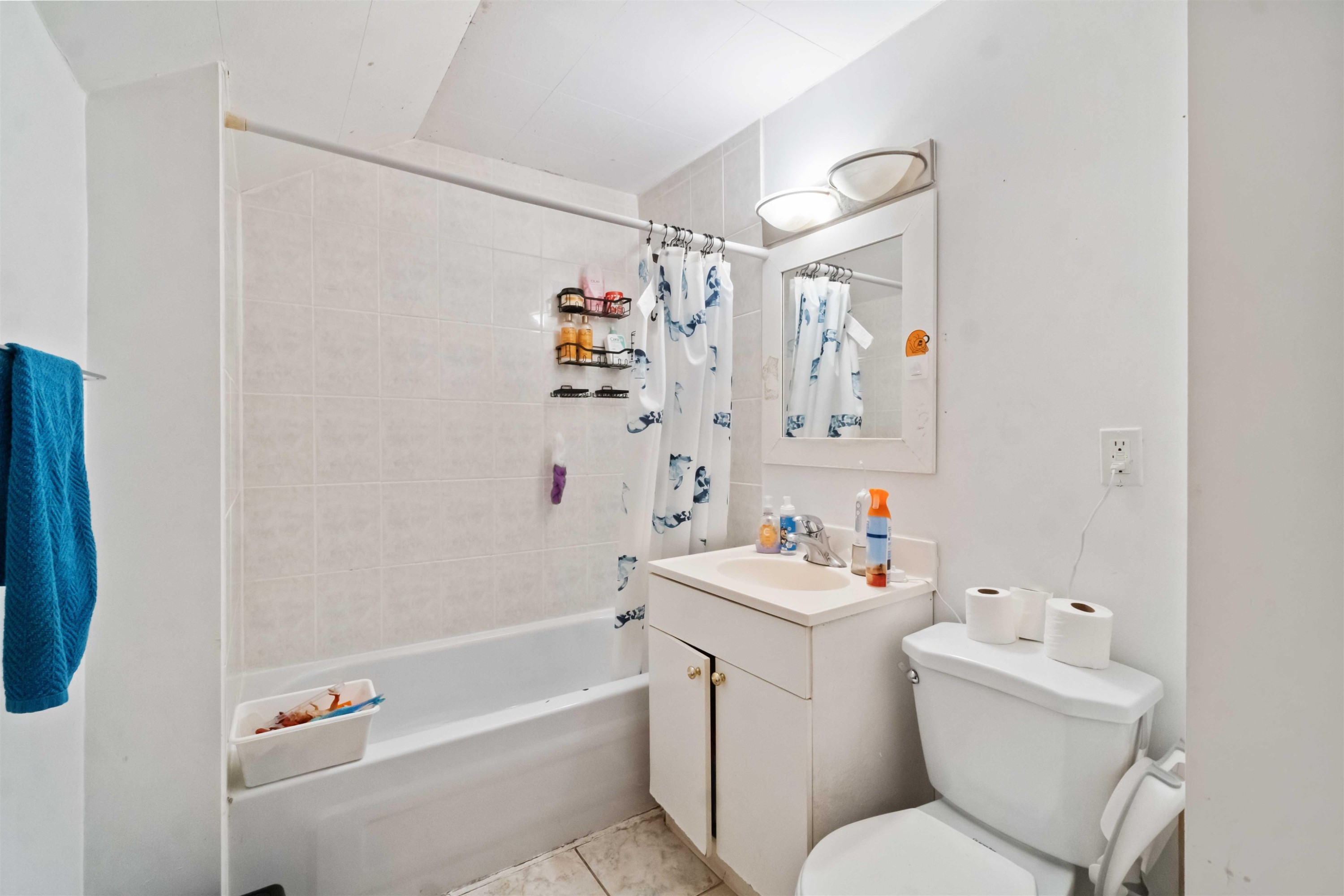 5735 Earles Street, Vancouver, BC