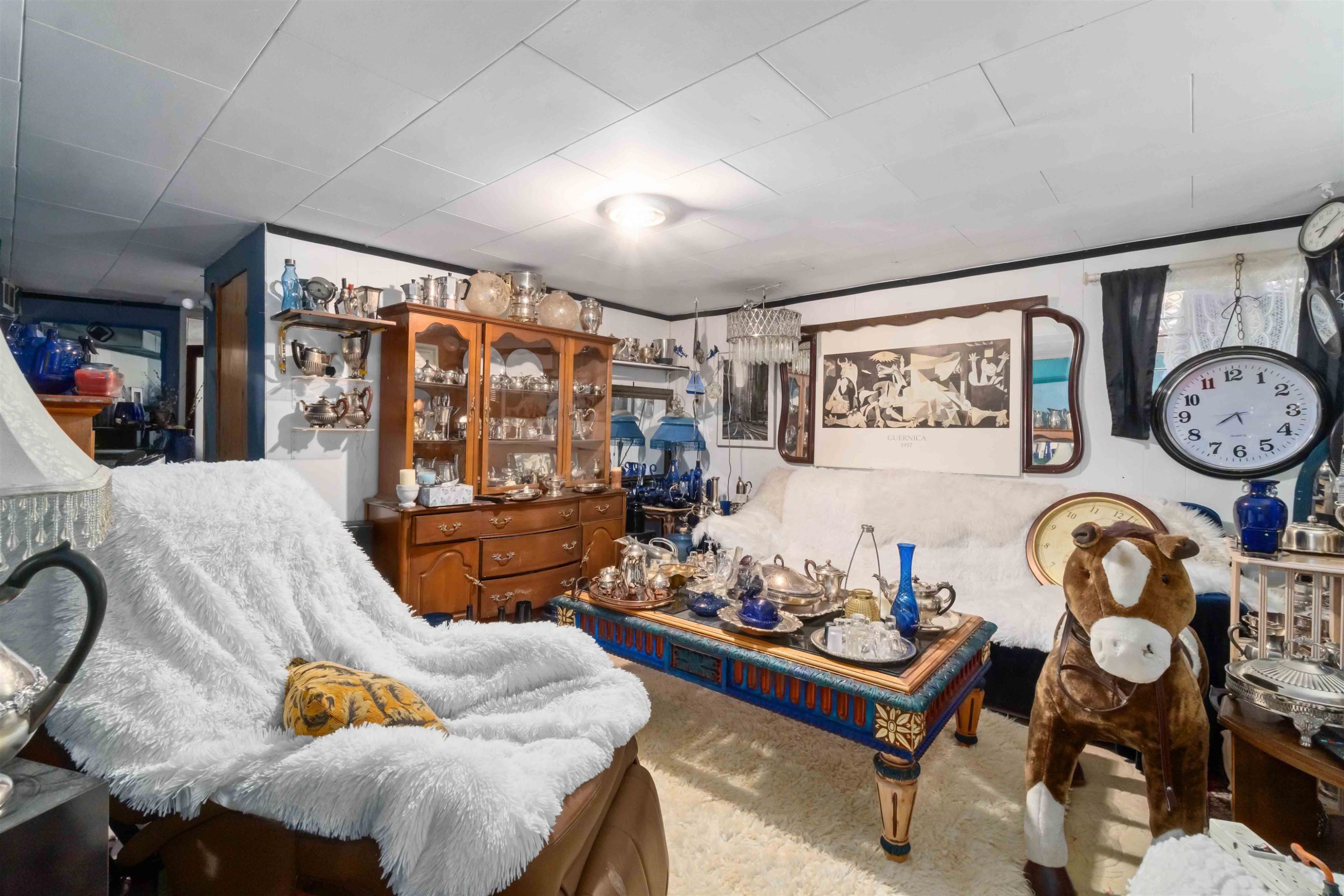 5735 Earles Street, Vancouver, BC