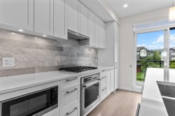 133-4738 Hemlock Way Tsawwassen, BC V4M 0E3