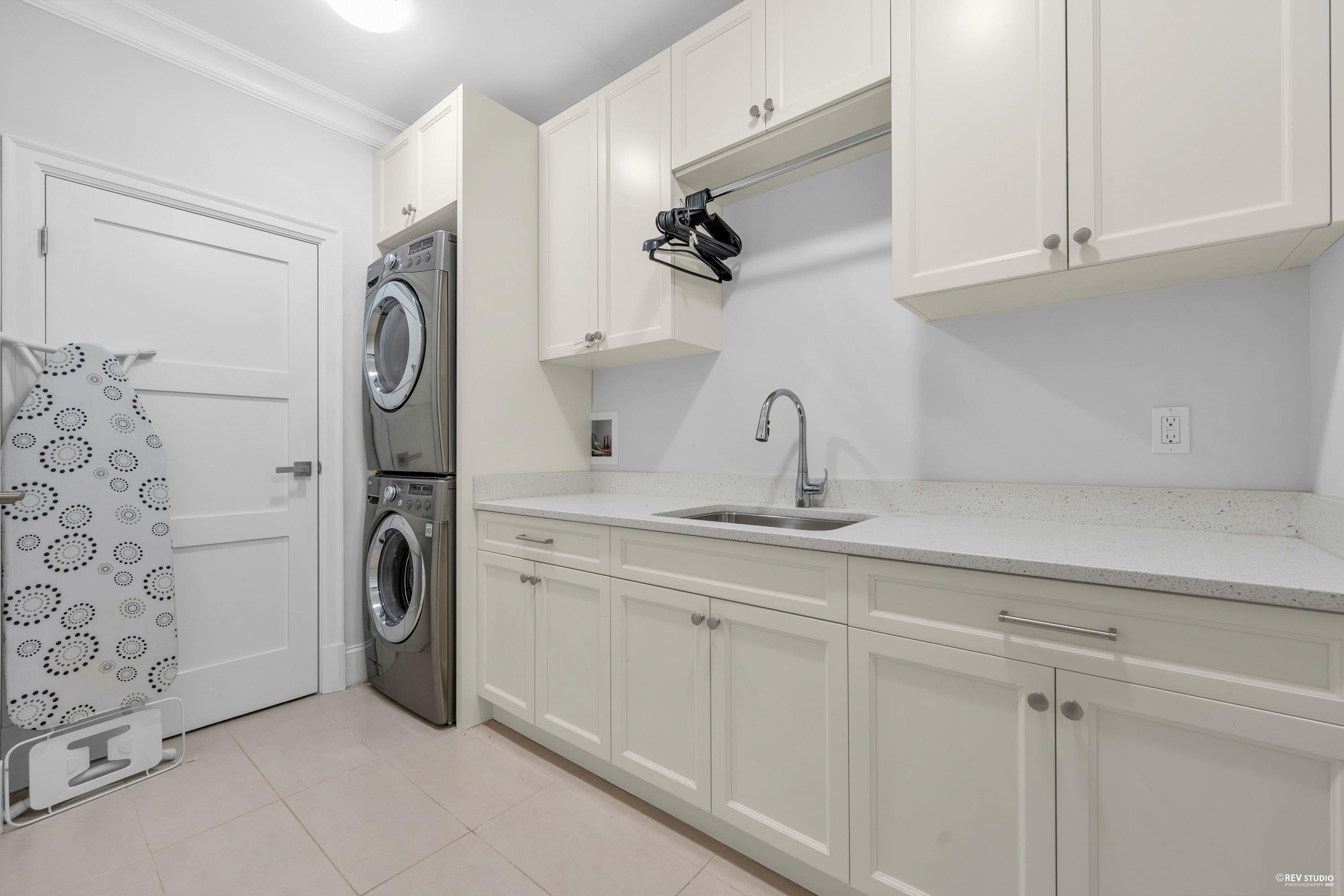 7458 Maple Street, Vancouver, BC