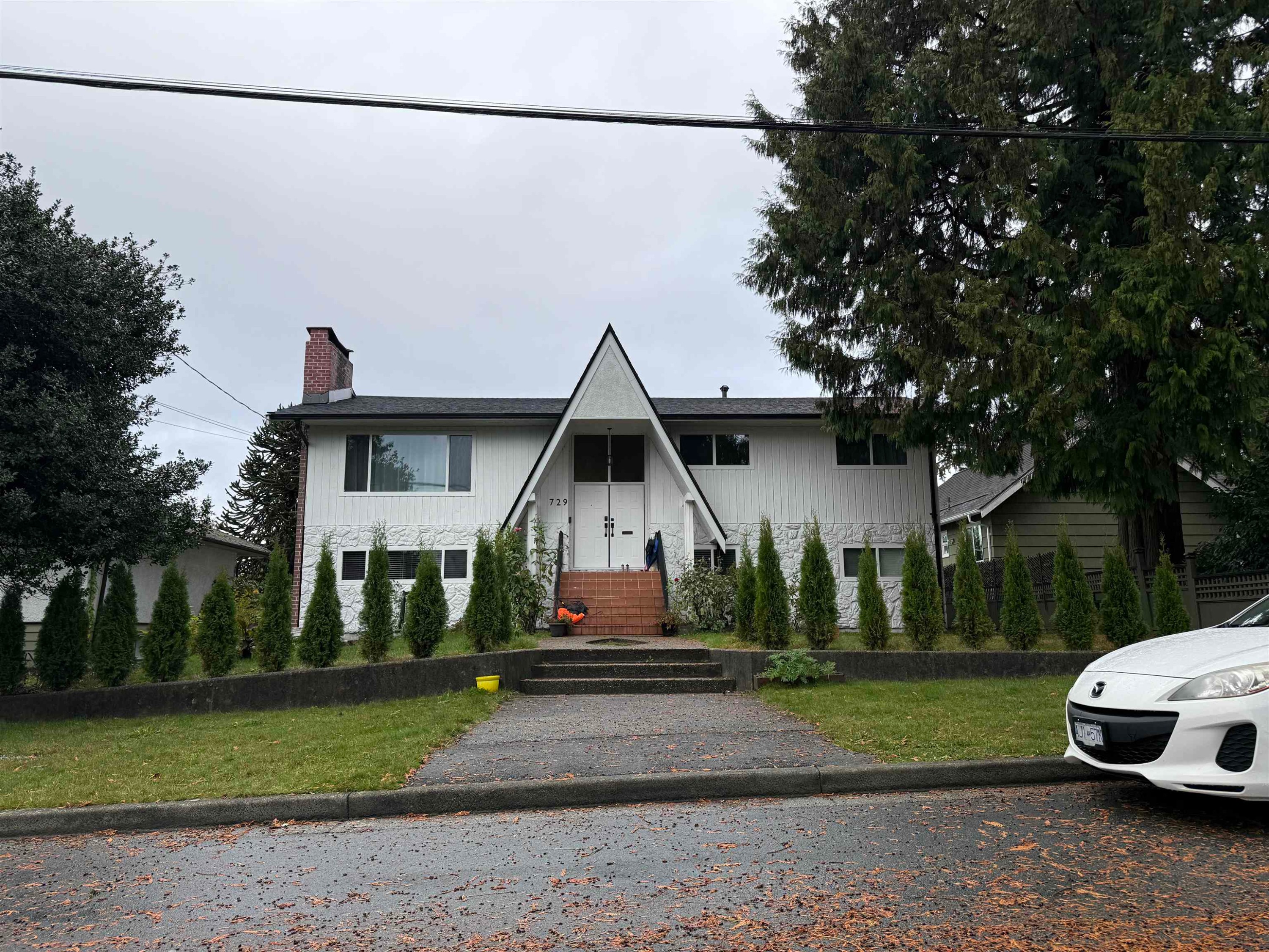729 Ivy Avenue, Coquitlam, BC