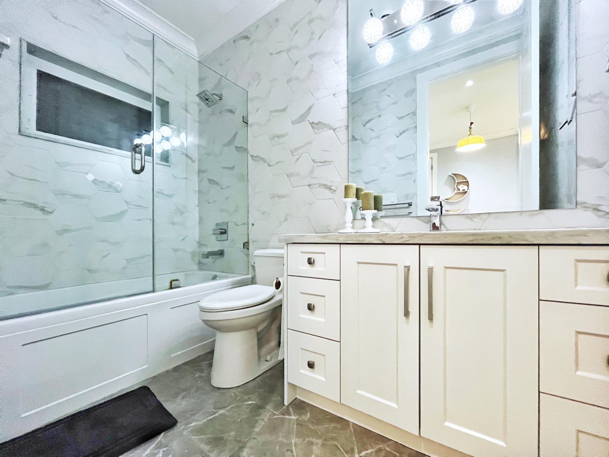 10680 Ashcroft Avenue, Richmond, BC