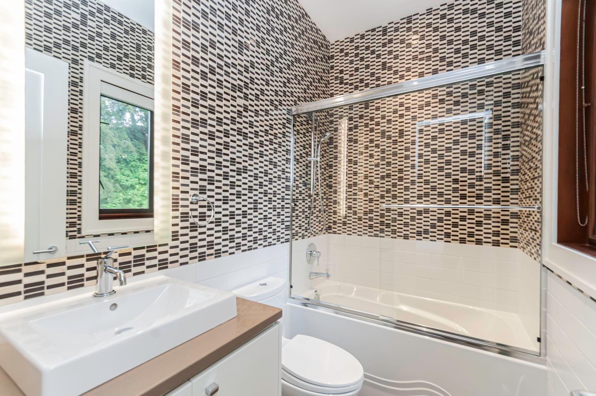 3875 36Th Avenue W, Vancouver, BC