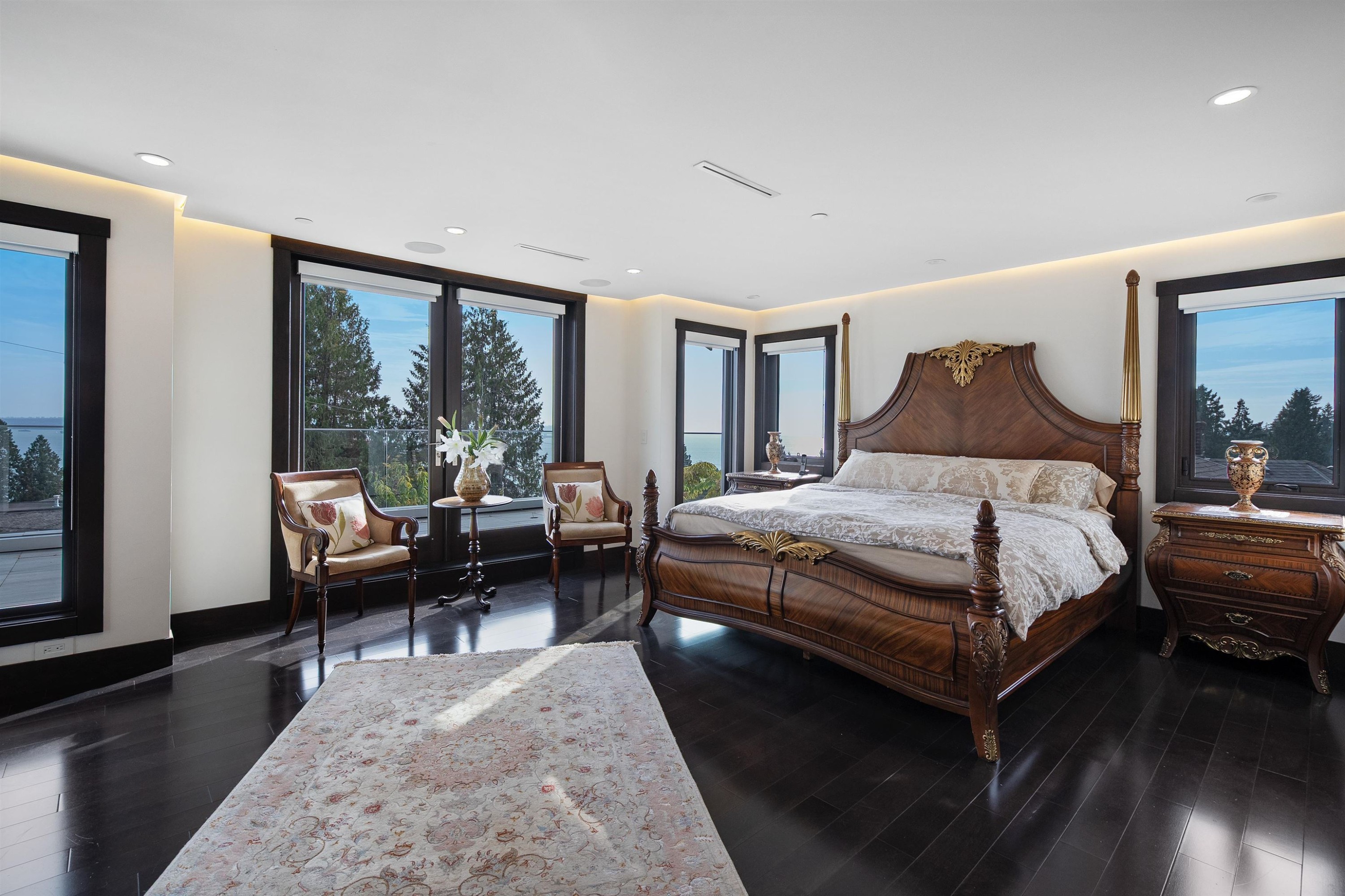 2643 Nelson Avenue, West Vancouver, BC