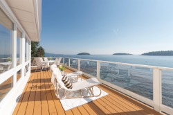 6655 Sunshine Coast Highway Sechelt, BC V7Z 0M9