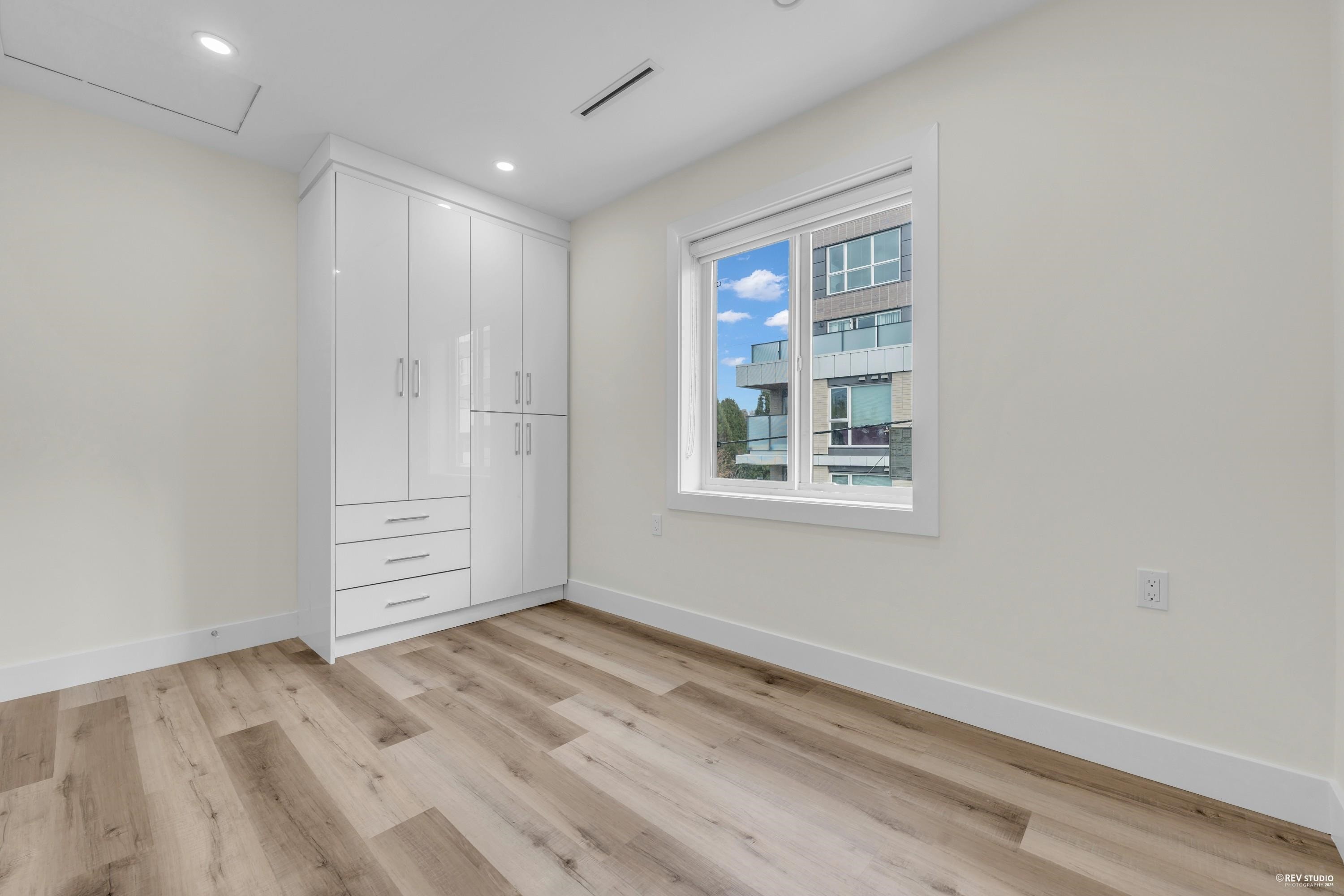 514 60Th Avenue W, Vancouver, BC