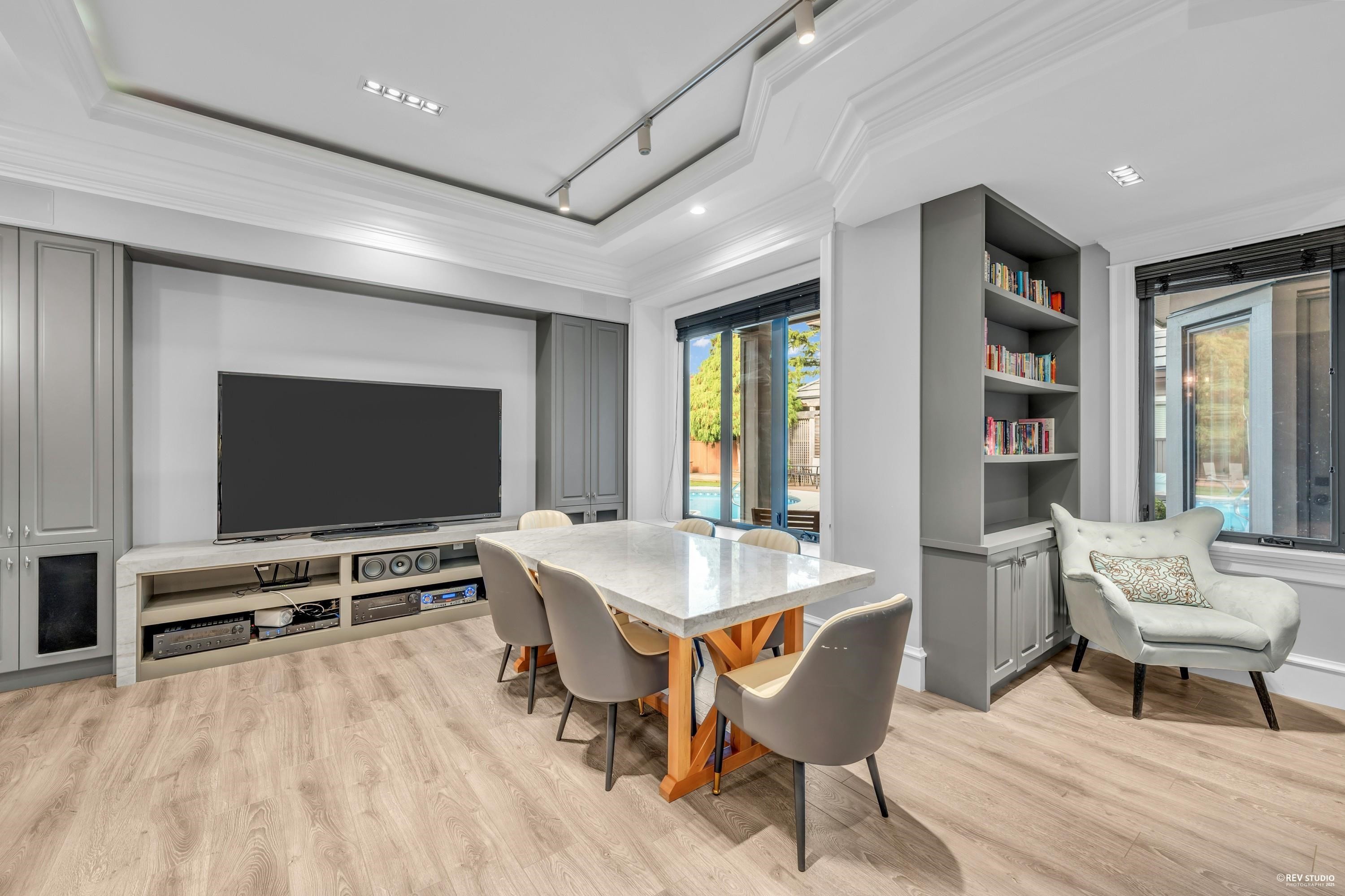 6851 Mayflower Drive, Richmond, BC