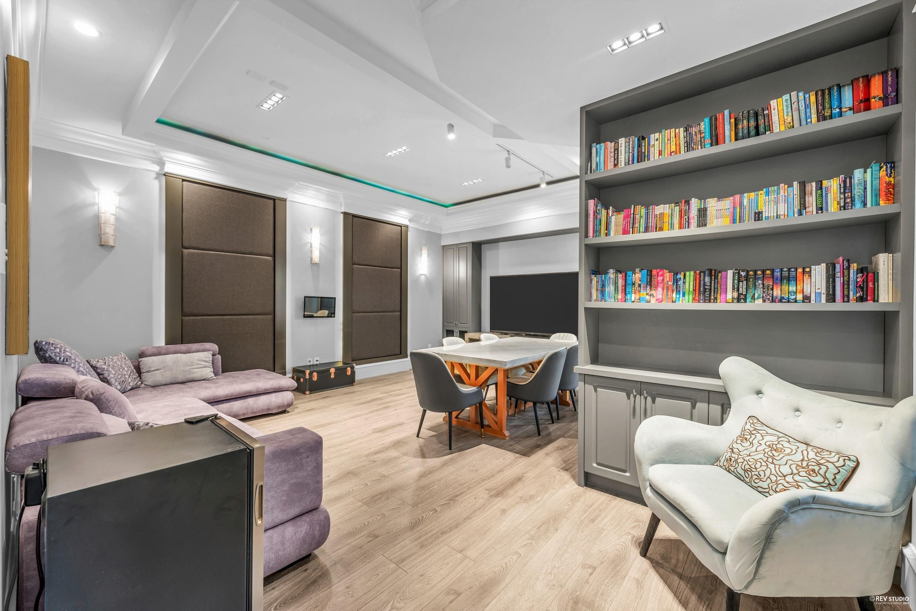 6851 Mayflower Drive, Richmond, BC