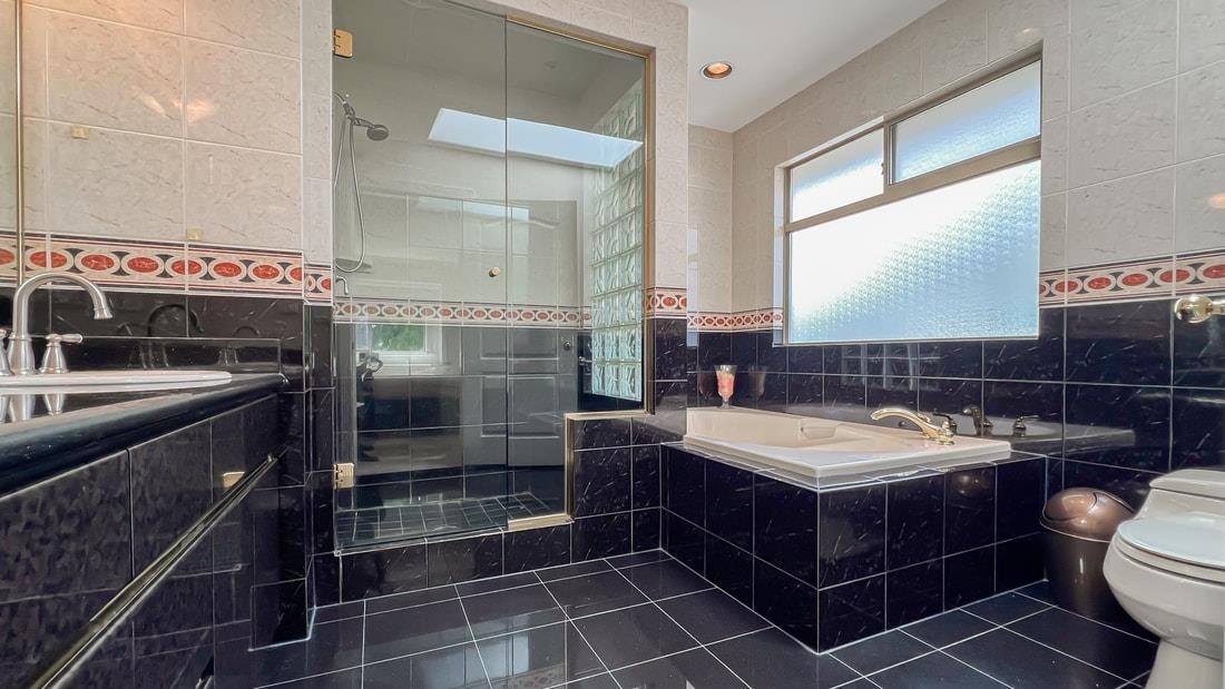 1556 62Nd Avenue W, Vancouver, BC