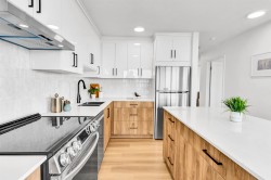 2003-6540 Burlington Avenue Burnaby, BC V5H 4G3