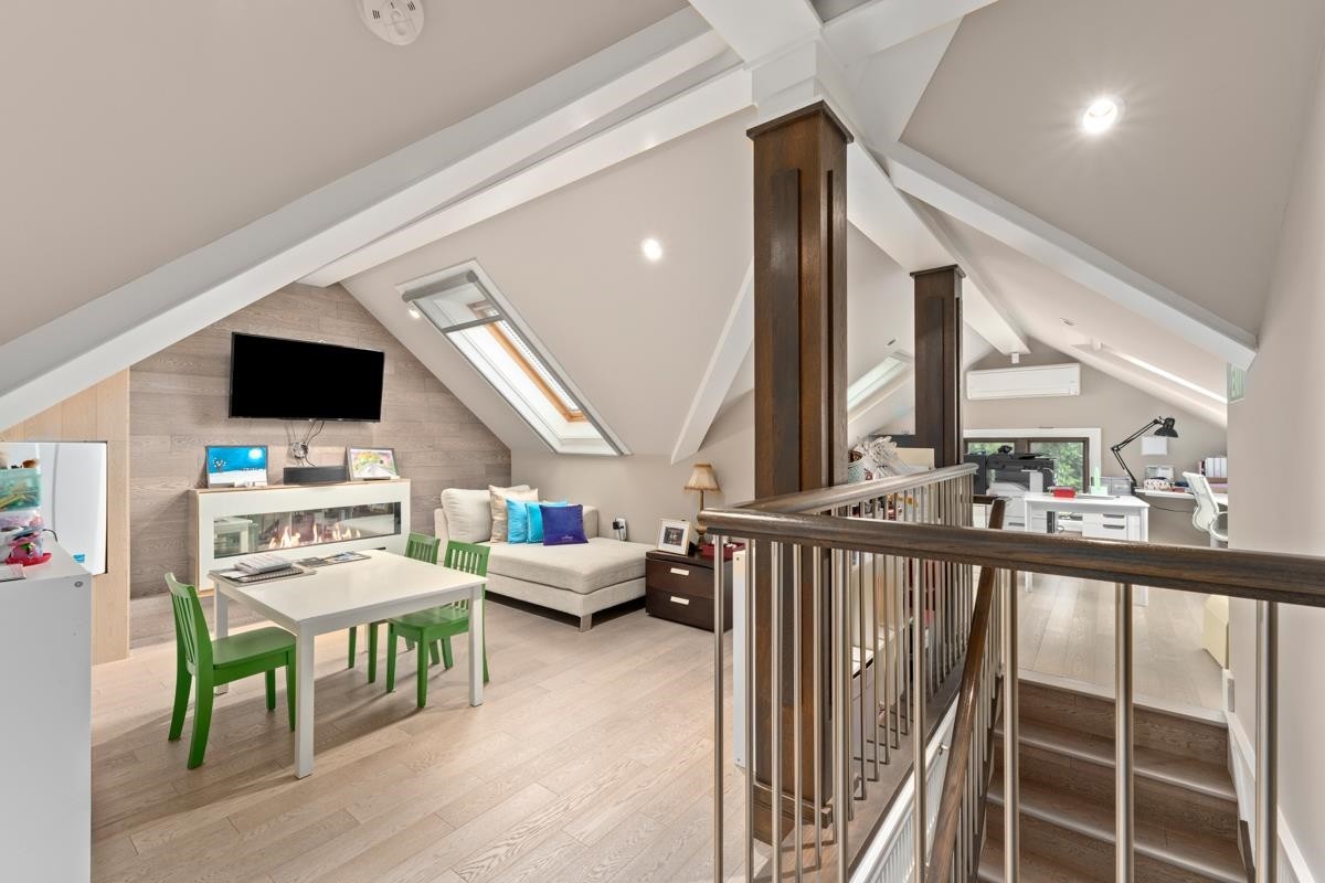 3138 42Nd Avenue W, Vancouver, BC