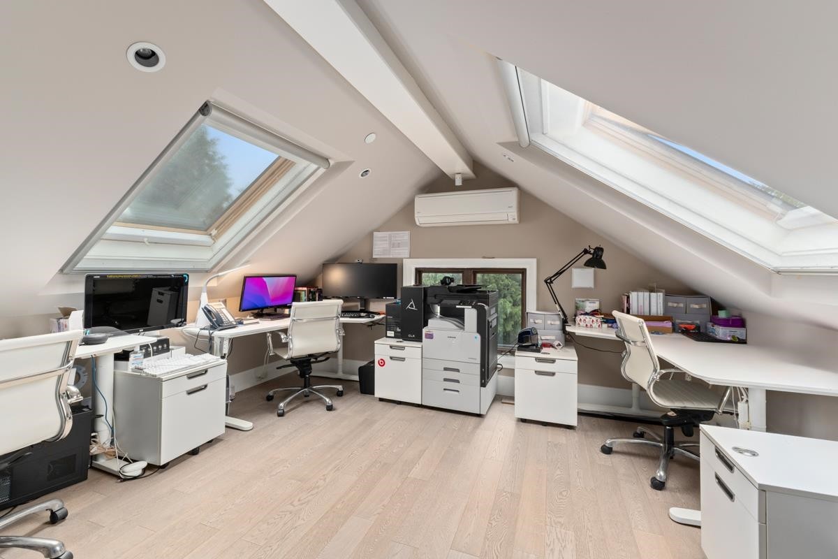 3138 42Nd Avenue W, Vancouver, BC