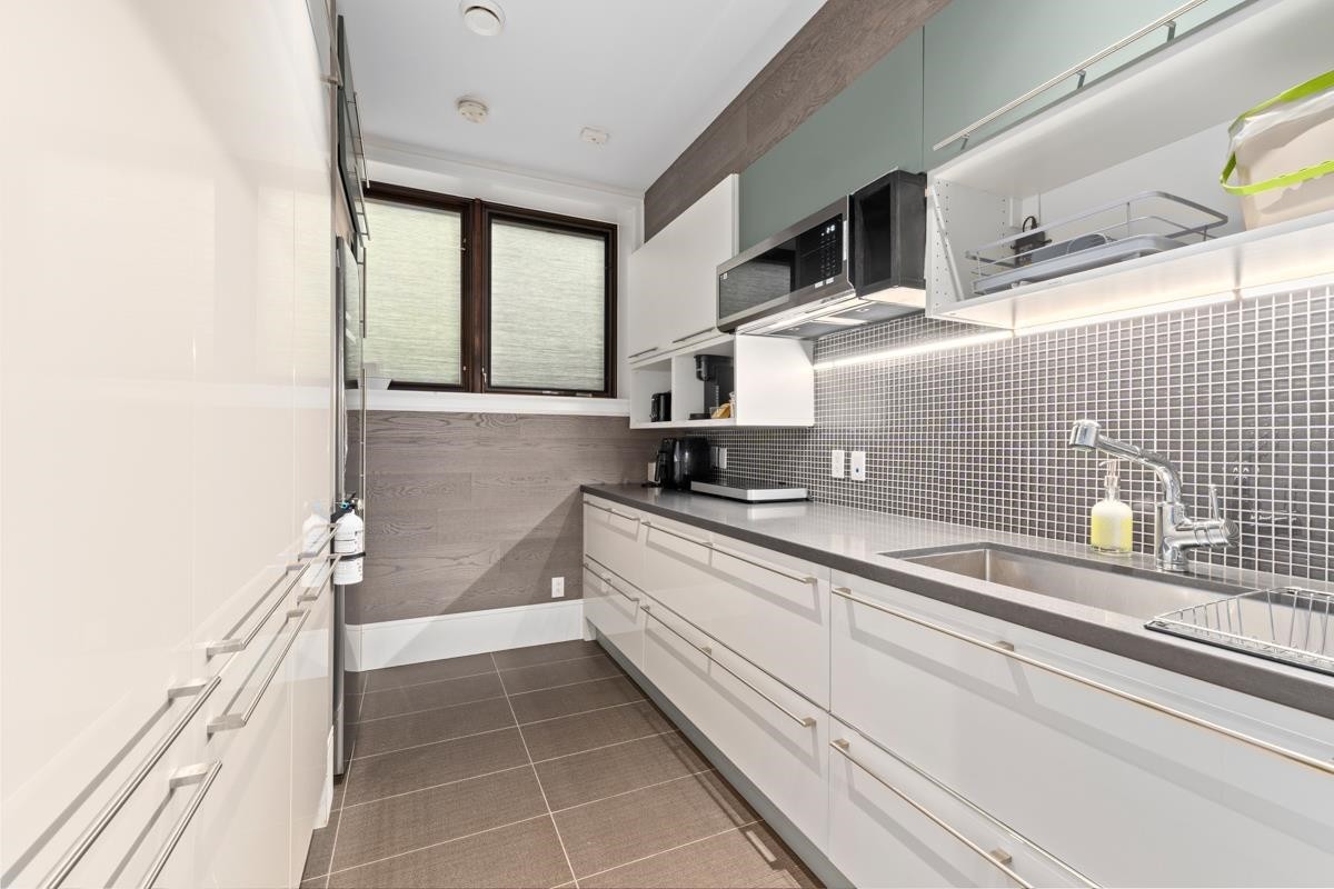 3138 42Nd Avenue W, Vancouver, BC