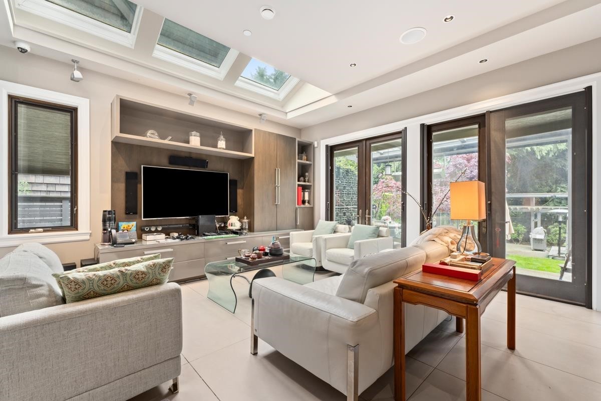 3138 42Nd Avenue W, Vancouver, BC