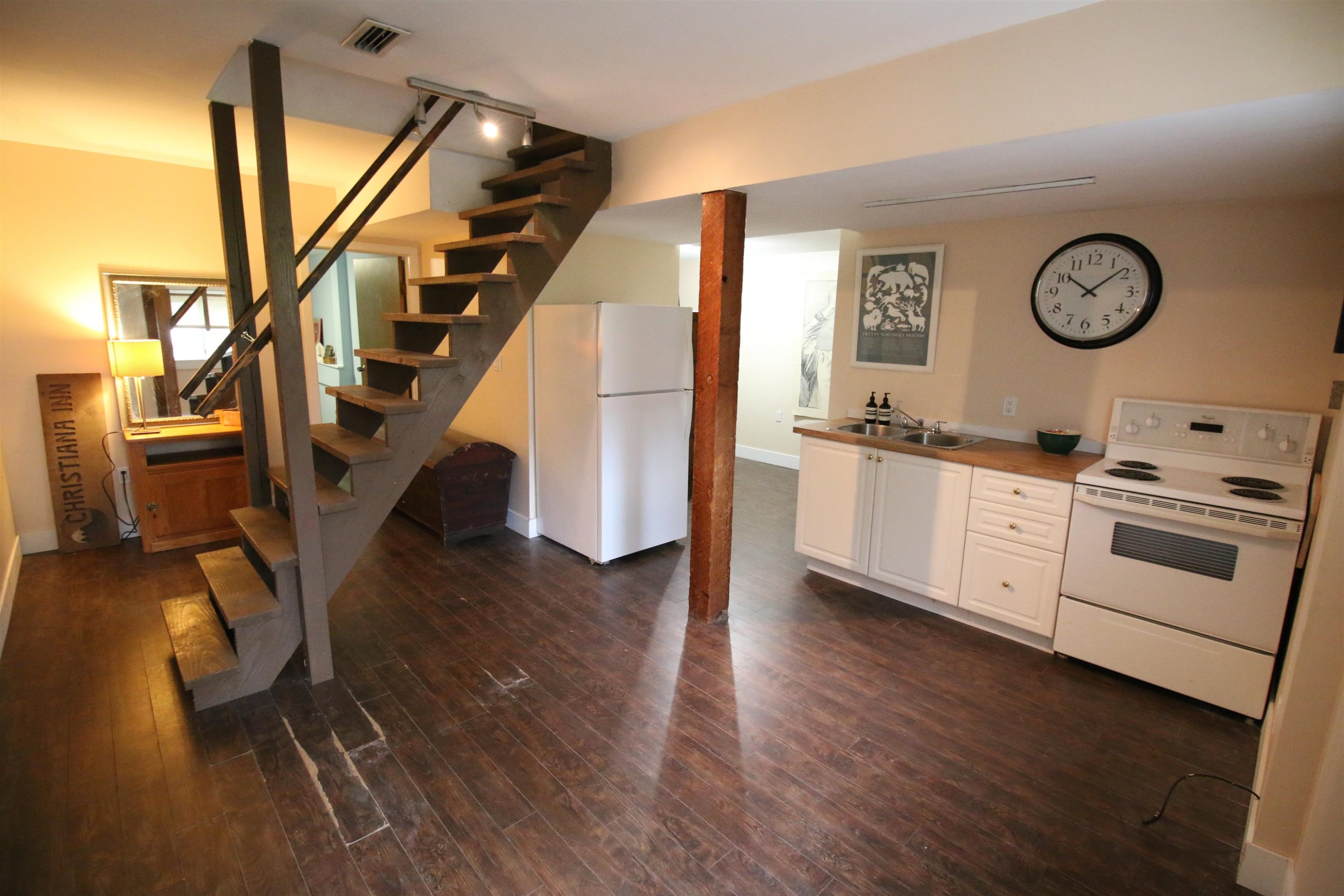 4225 John Street, Vancouver, BC