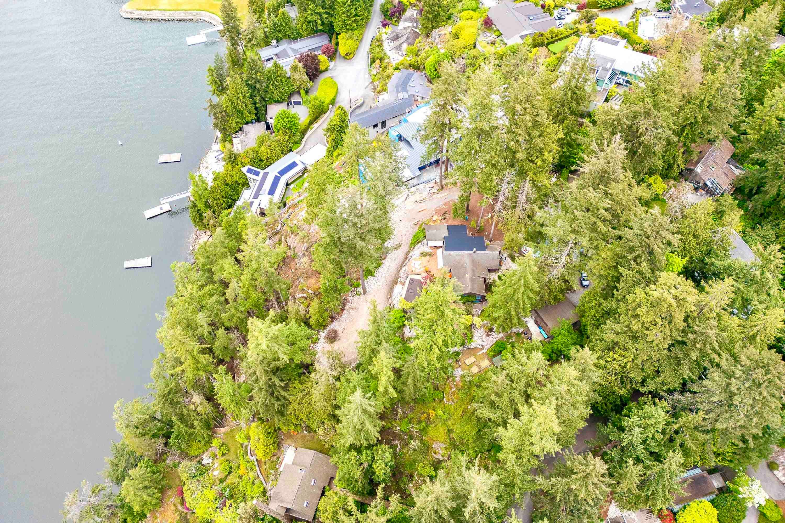 5056 The Byway, West Vancouver, BC