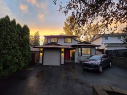 11279 Harrison Street Maple Ridge, BC V2X 9P6