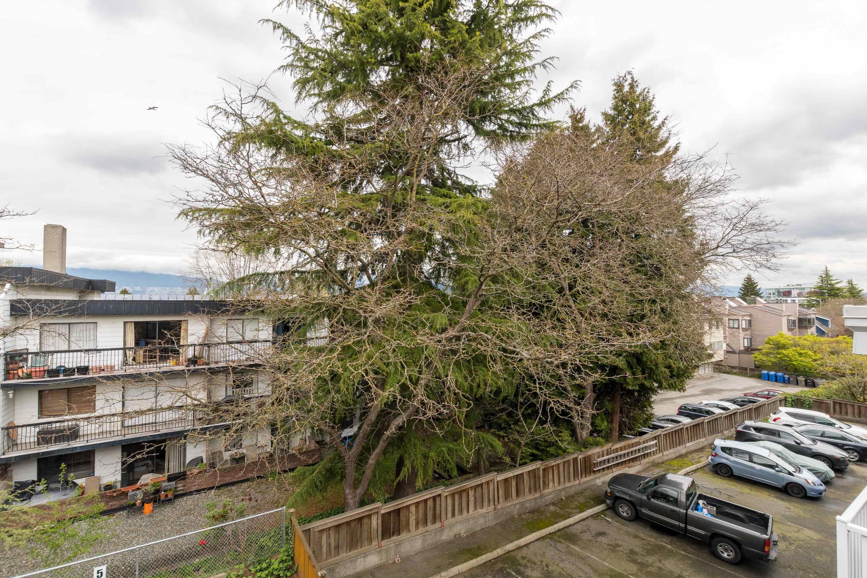 203-1985 W 8Th Avenue, Vancouver, BC