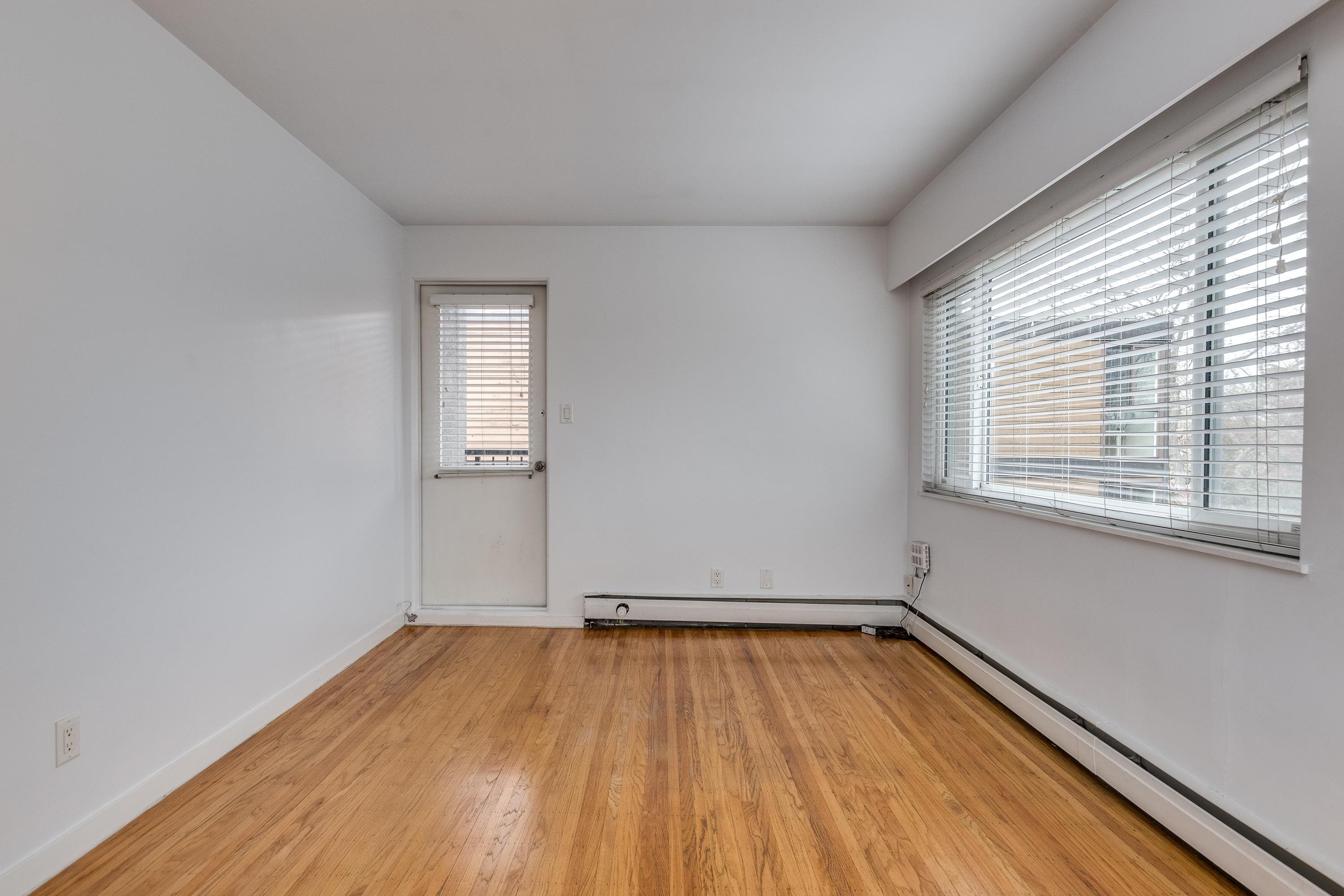 203-1985 W 8Th Avenue, Vancouver, BC