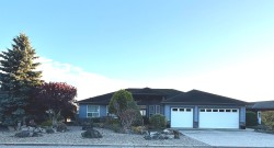 6217 Mika Road Sechelt, BC V7Z 0R6