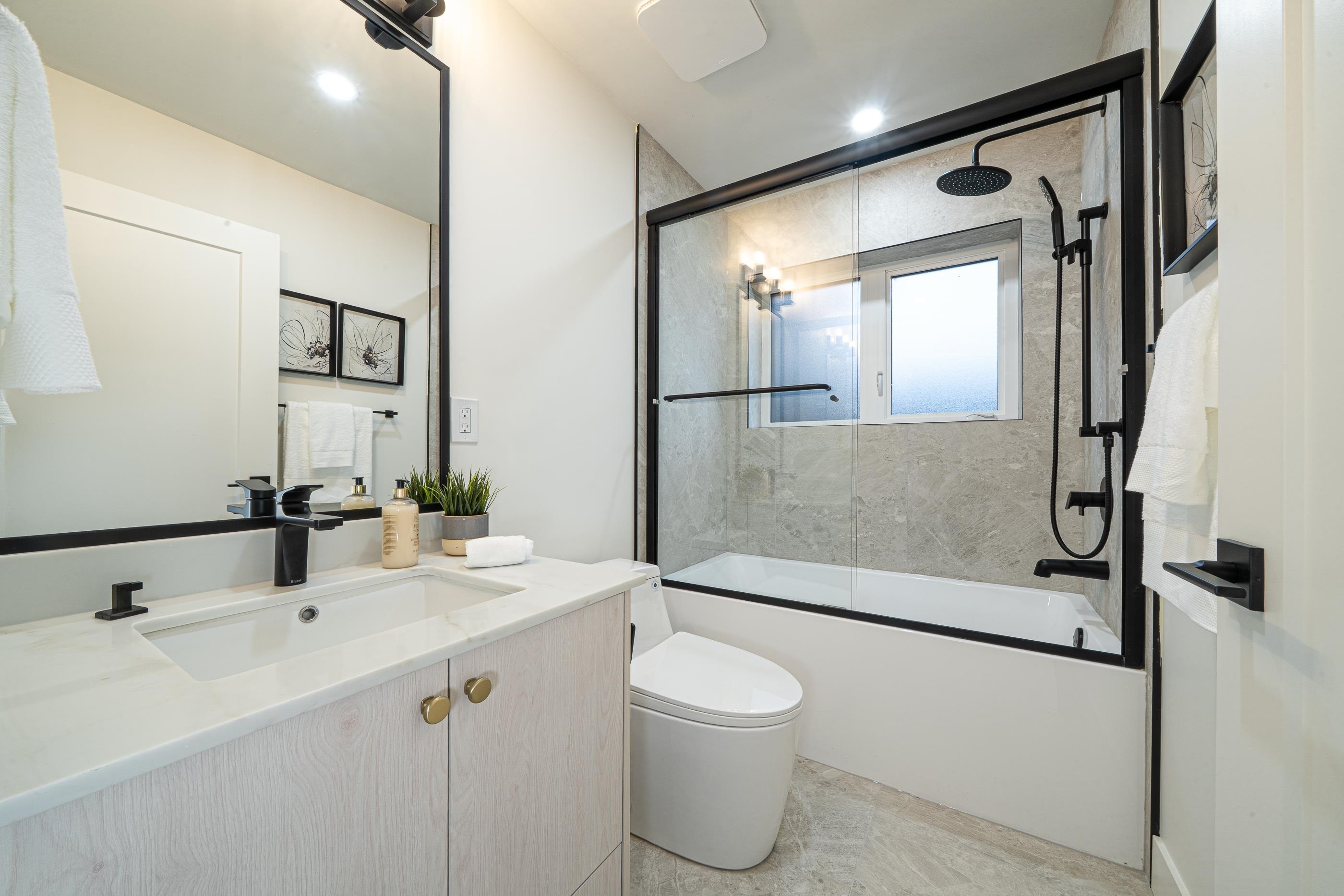 3462 Welwyn Street, Vancouver, BC