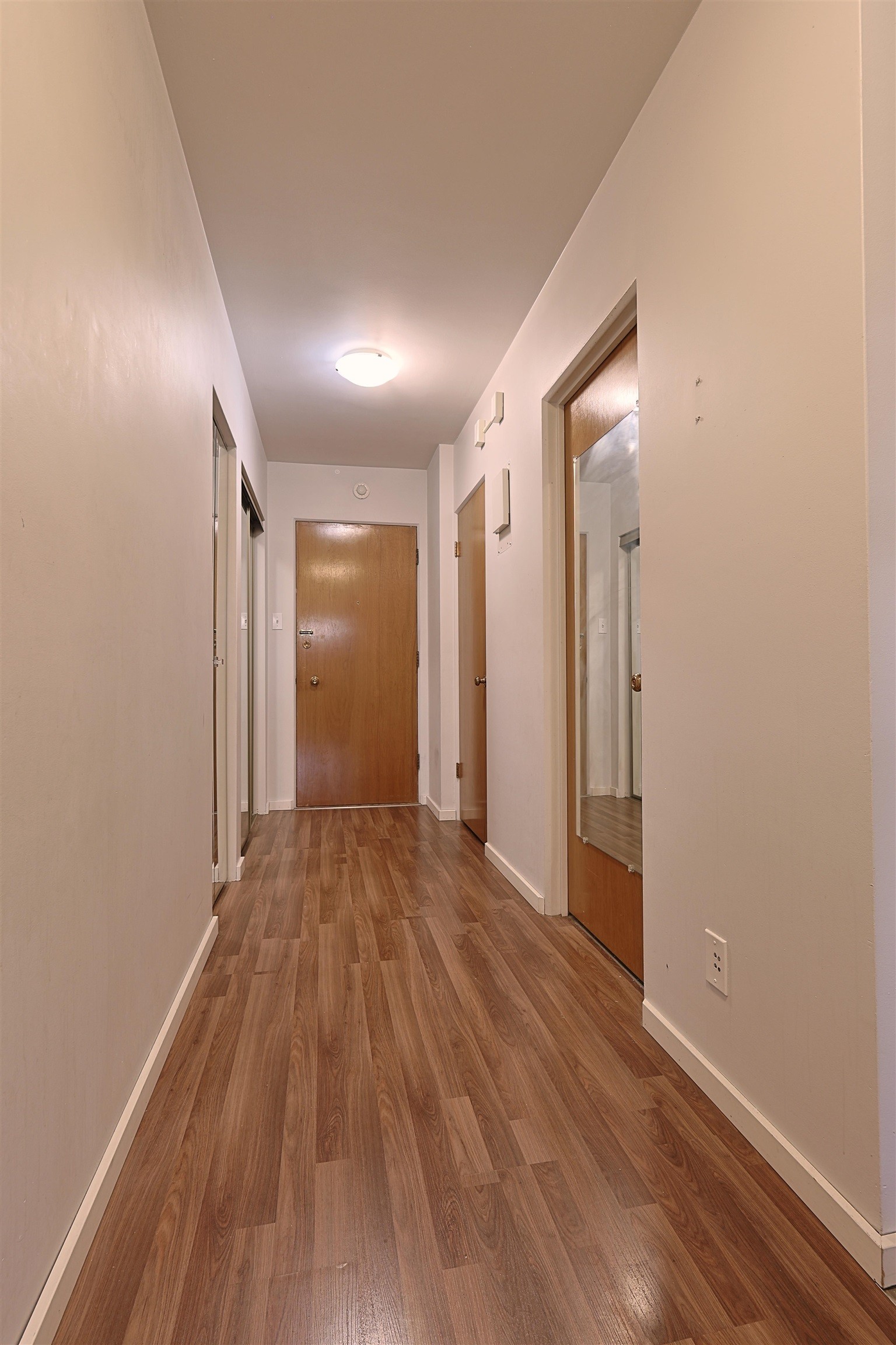 502-1750 Esquimalt Avenue, West Vancouver, BC