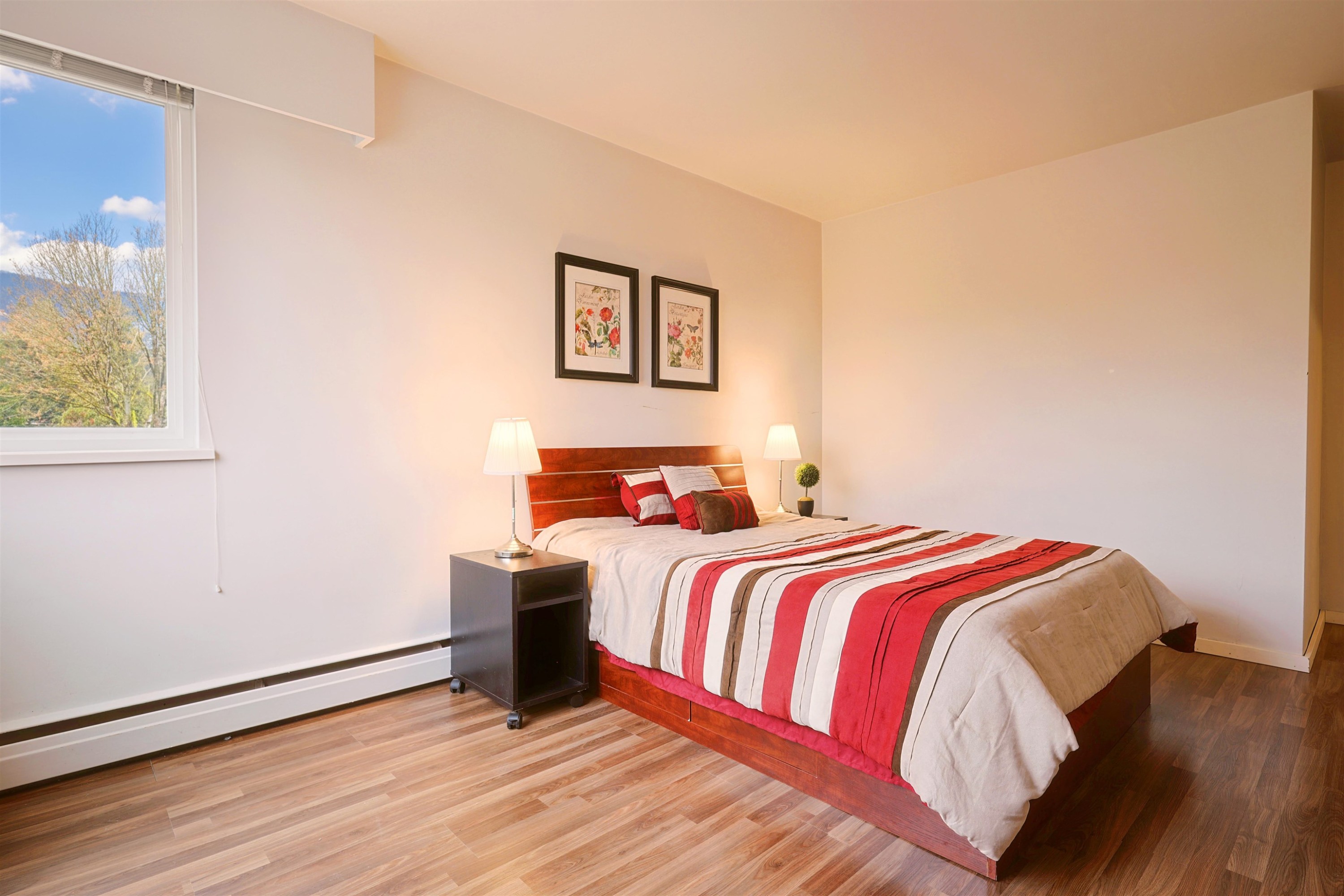 502-1750 Esquimalt Avenue, West Vancouver, BC